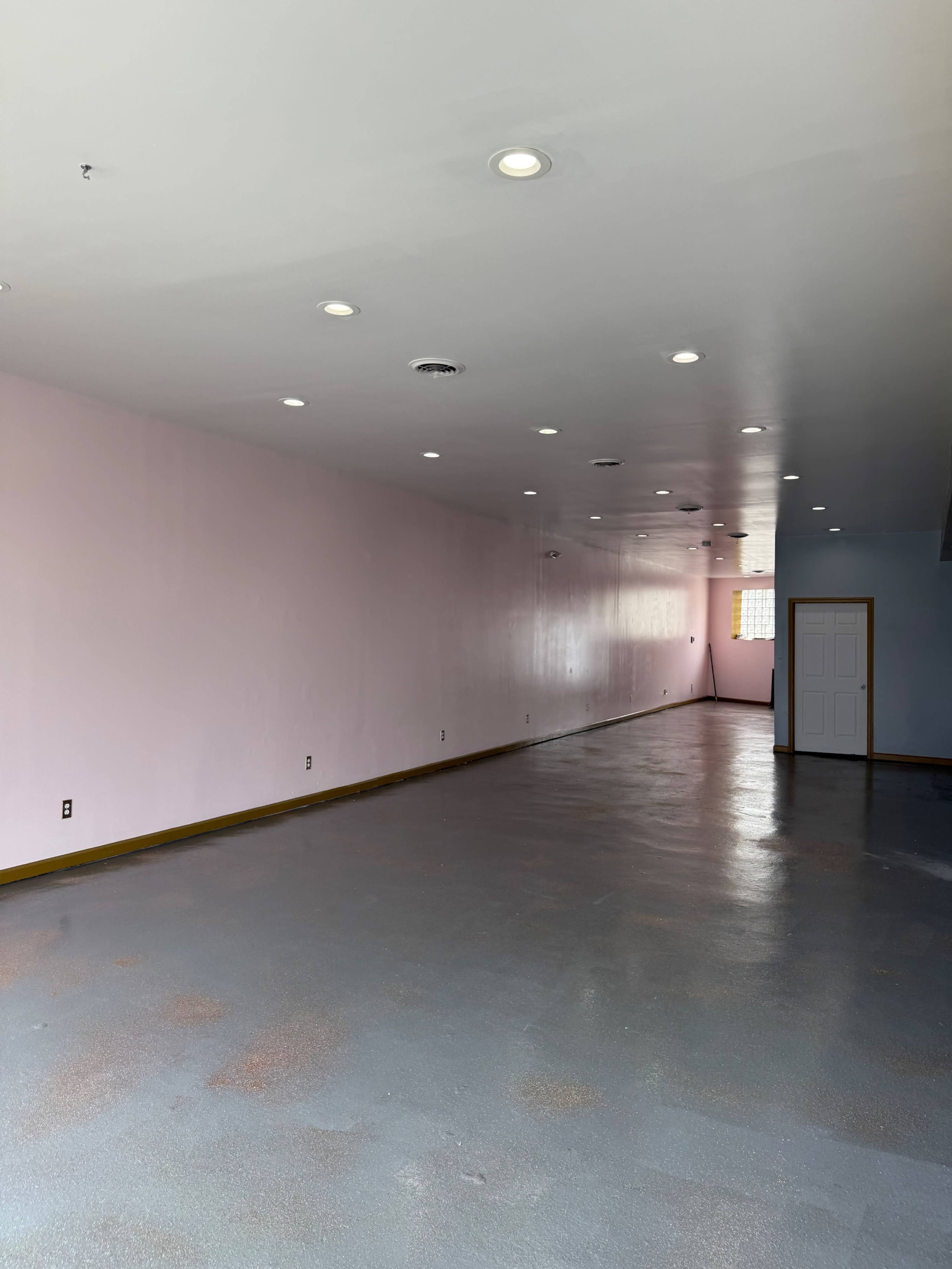 Waiisted Created Content Space Image in Roseville, Roseville, MI