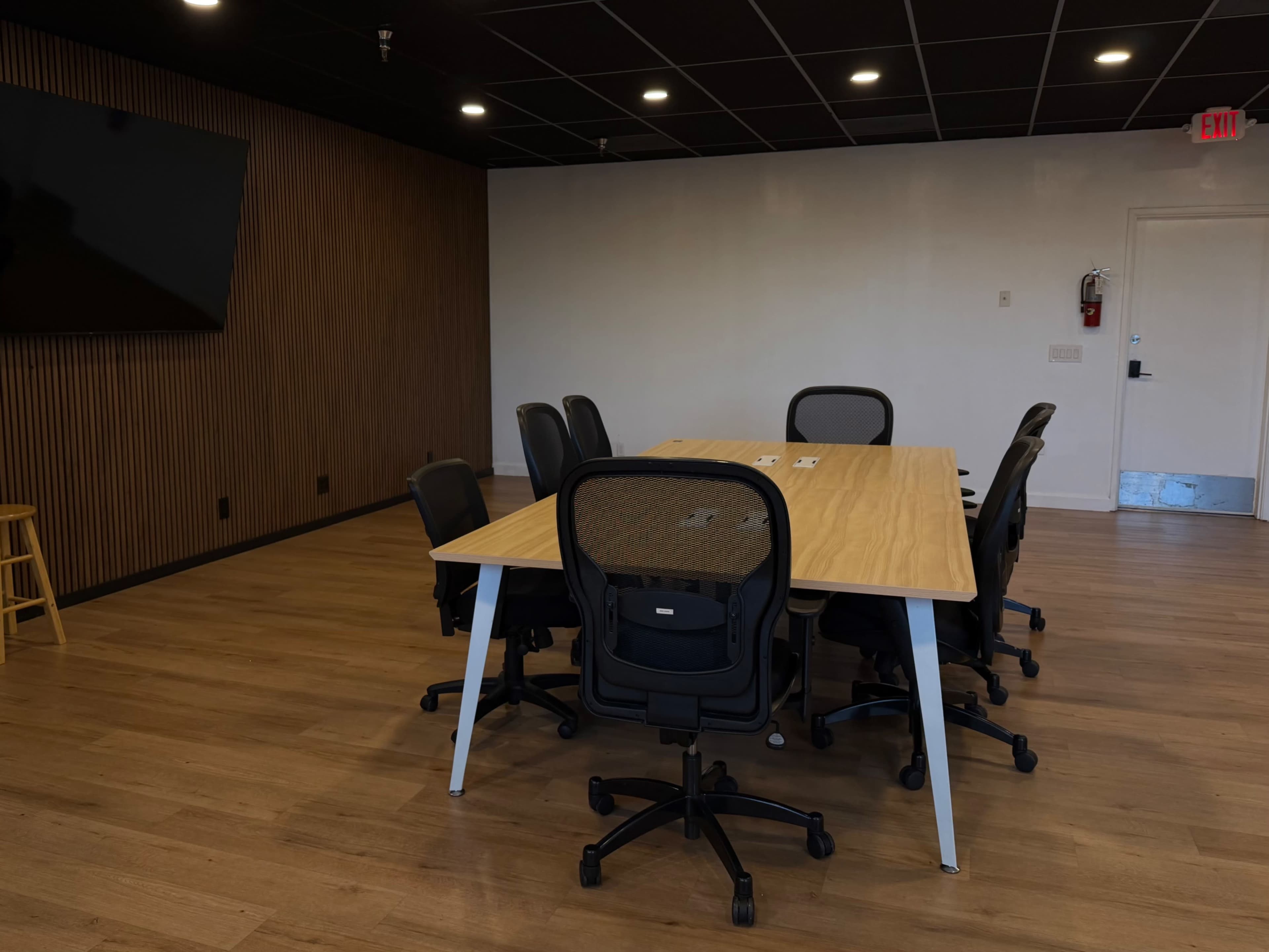 Conference Meeting Room Image in Santa Fe Springs, Santa Fe Springs, CA