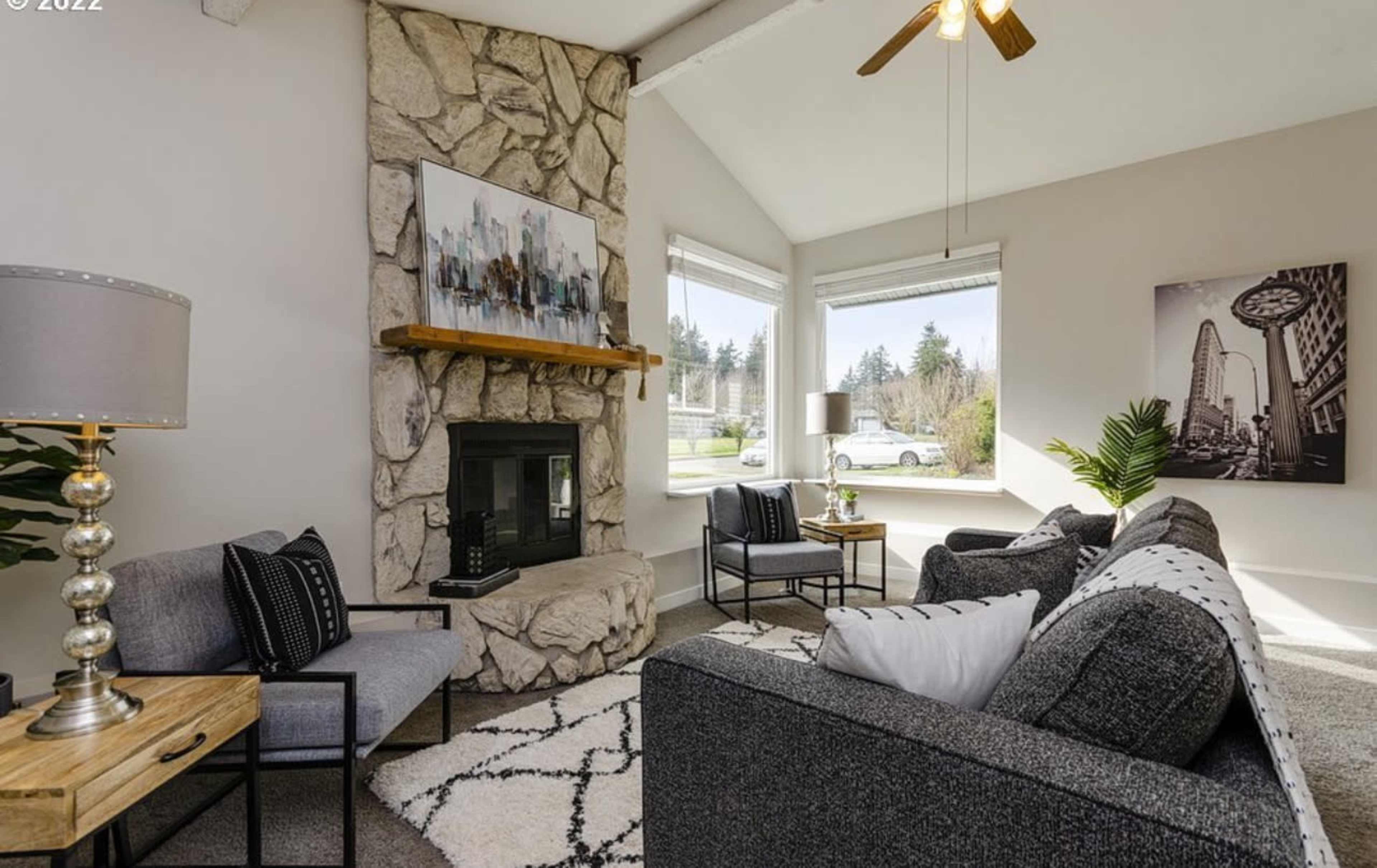 Tranquil Unfurnished 3-Bedroom home Close to Nature, Away from the City Rush Image in Russell, Portland, OR