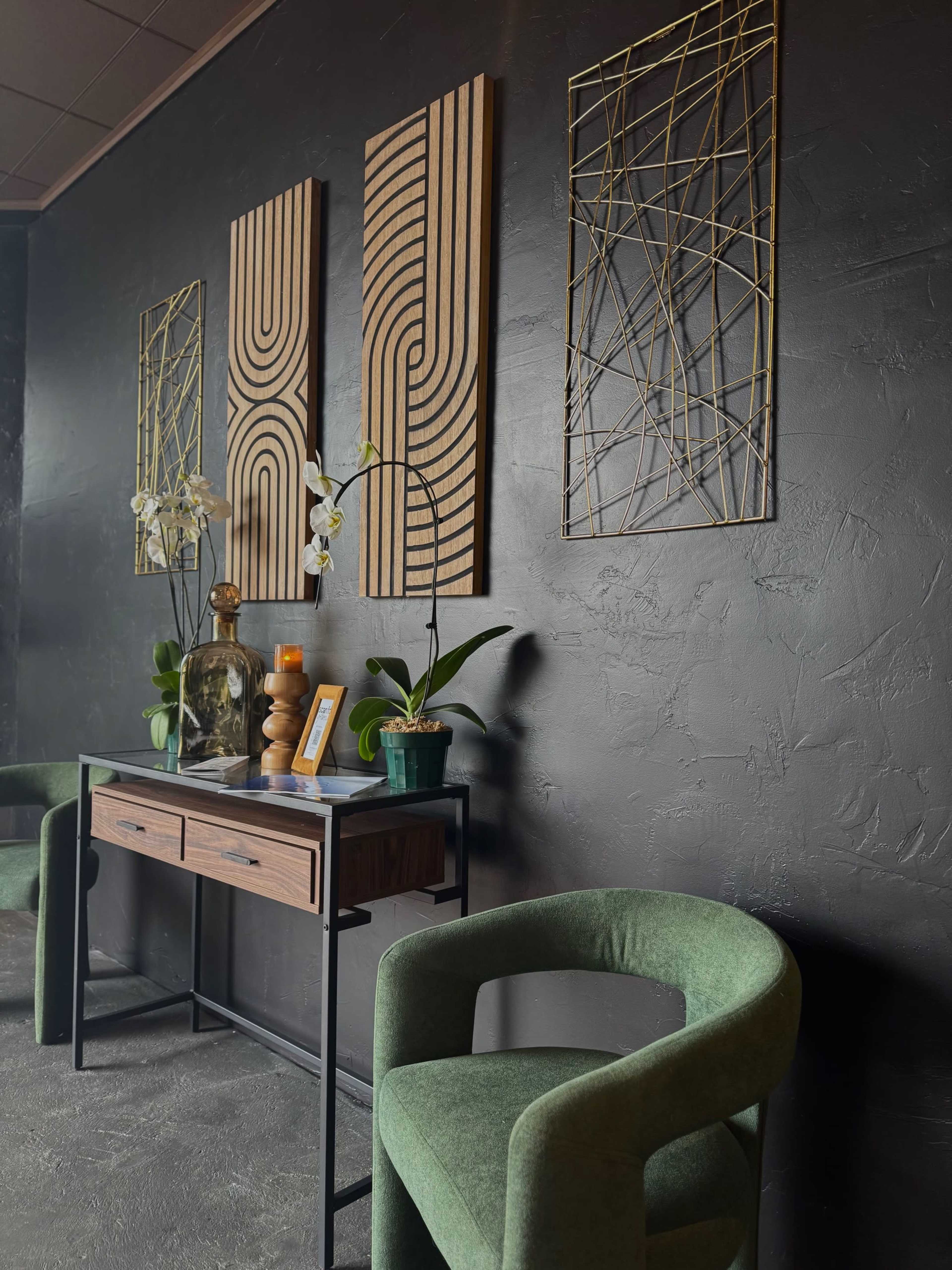 Beach Front Spa with Moody Vibe Image in Balboa Peninsula, Newport Beach, CA