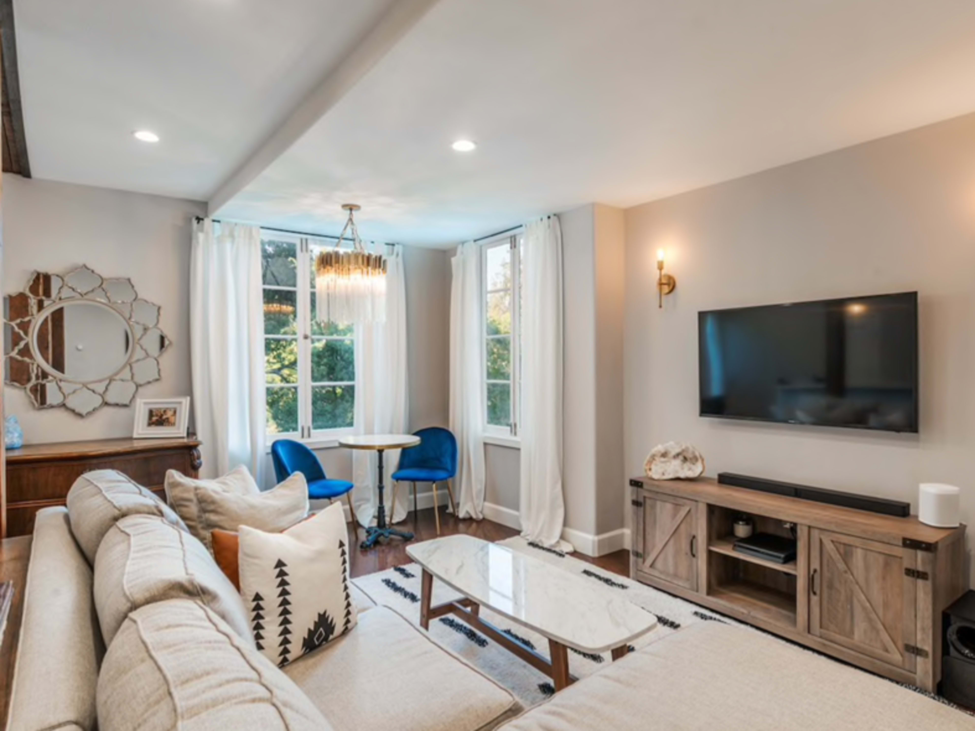 Guest Suite to Chill or Hair and Make Up