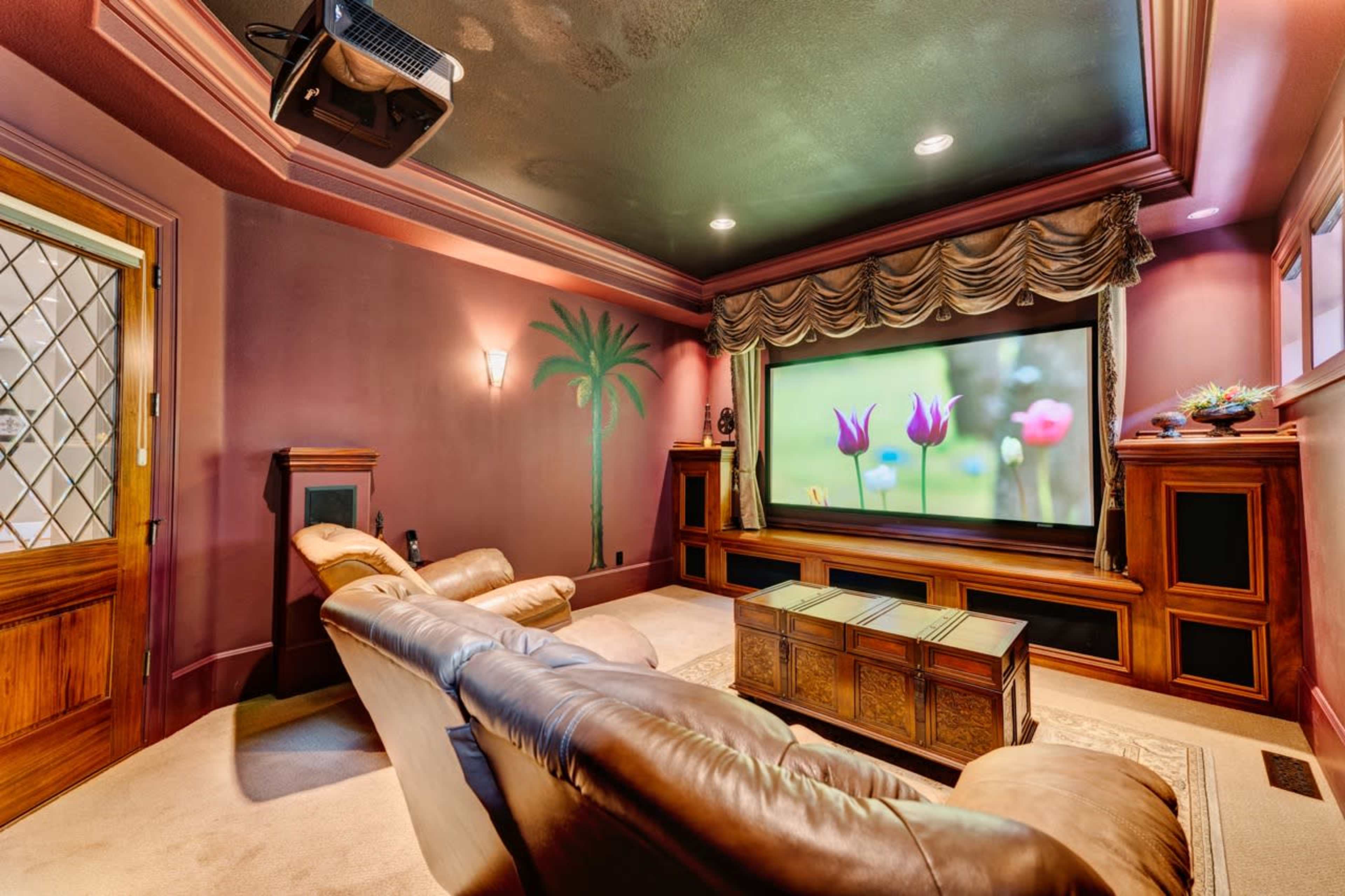 Forest Chateau | Hot Spa | Home Theater | BBQ | Zen Garden Views Image in Hillsboro, Hillsboro, OR