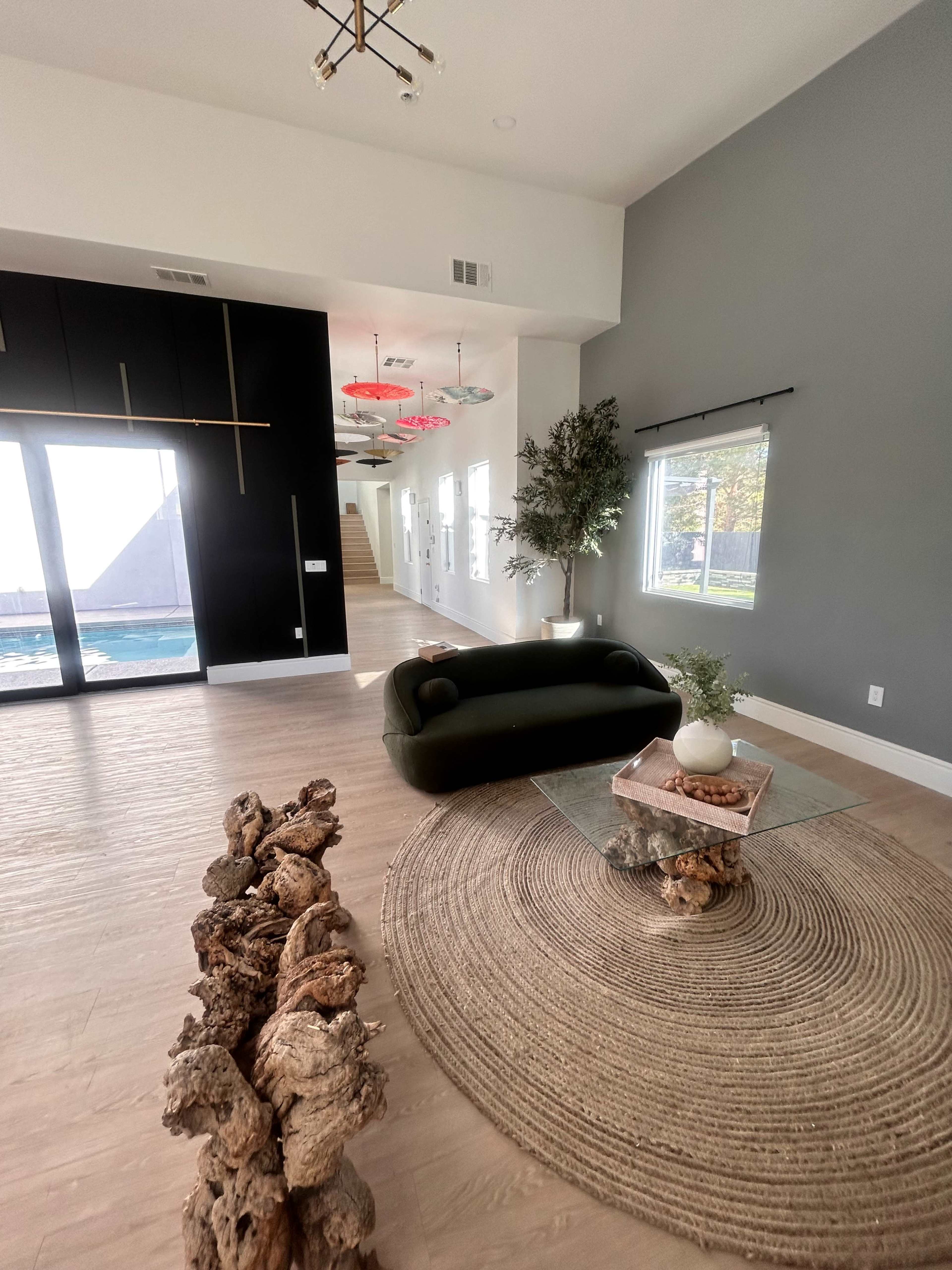 large newly rennovated 6250 square foot home with big back and side yard space Image in Enterprise, las vegas, NV