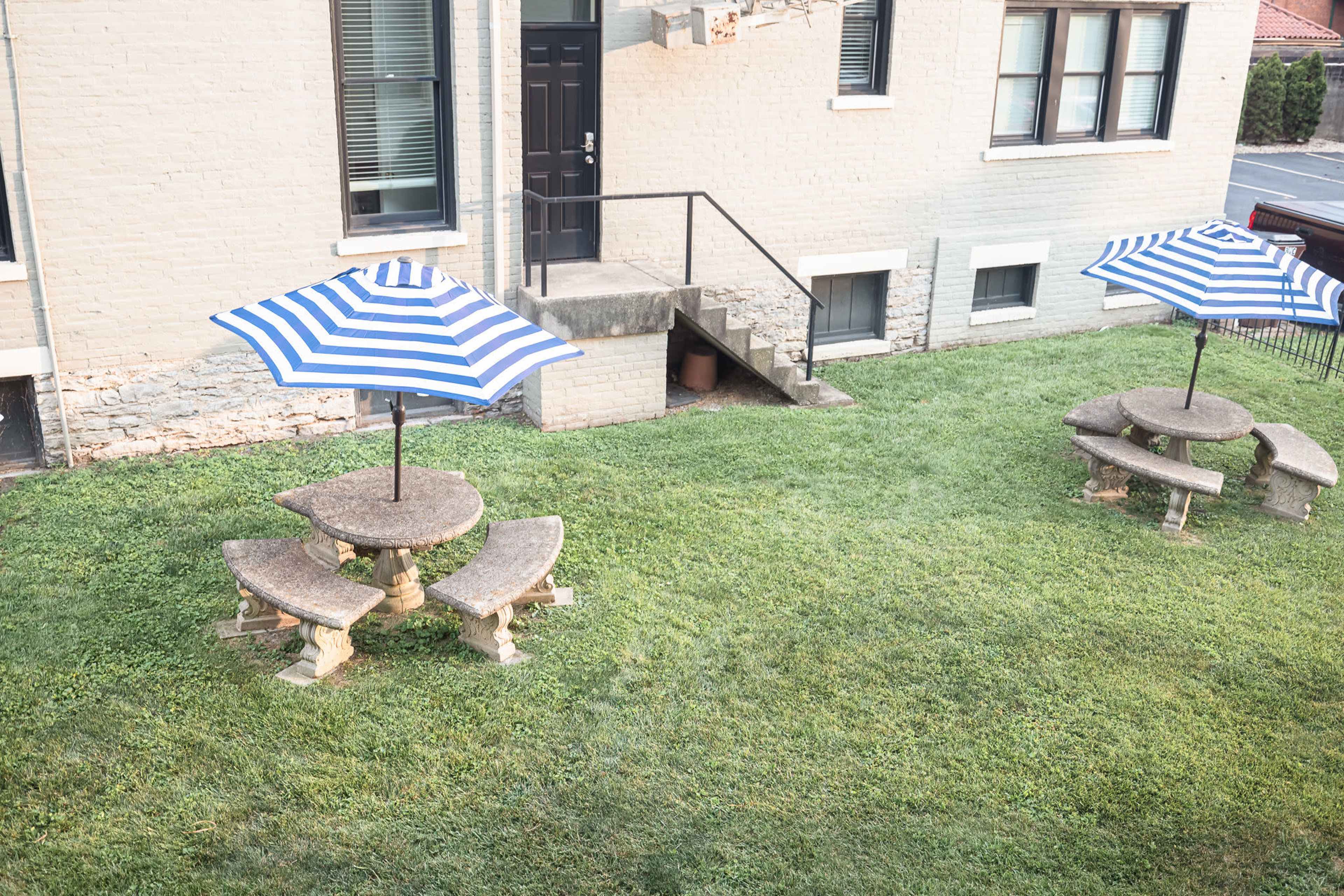 Historic Large Space with Solarium Image in Licking Riverside, Covington, KY