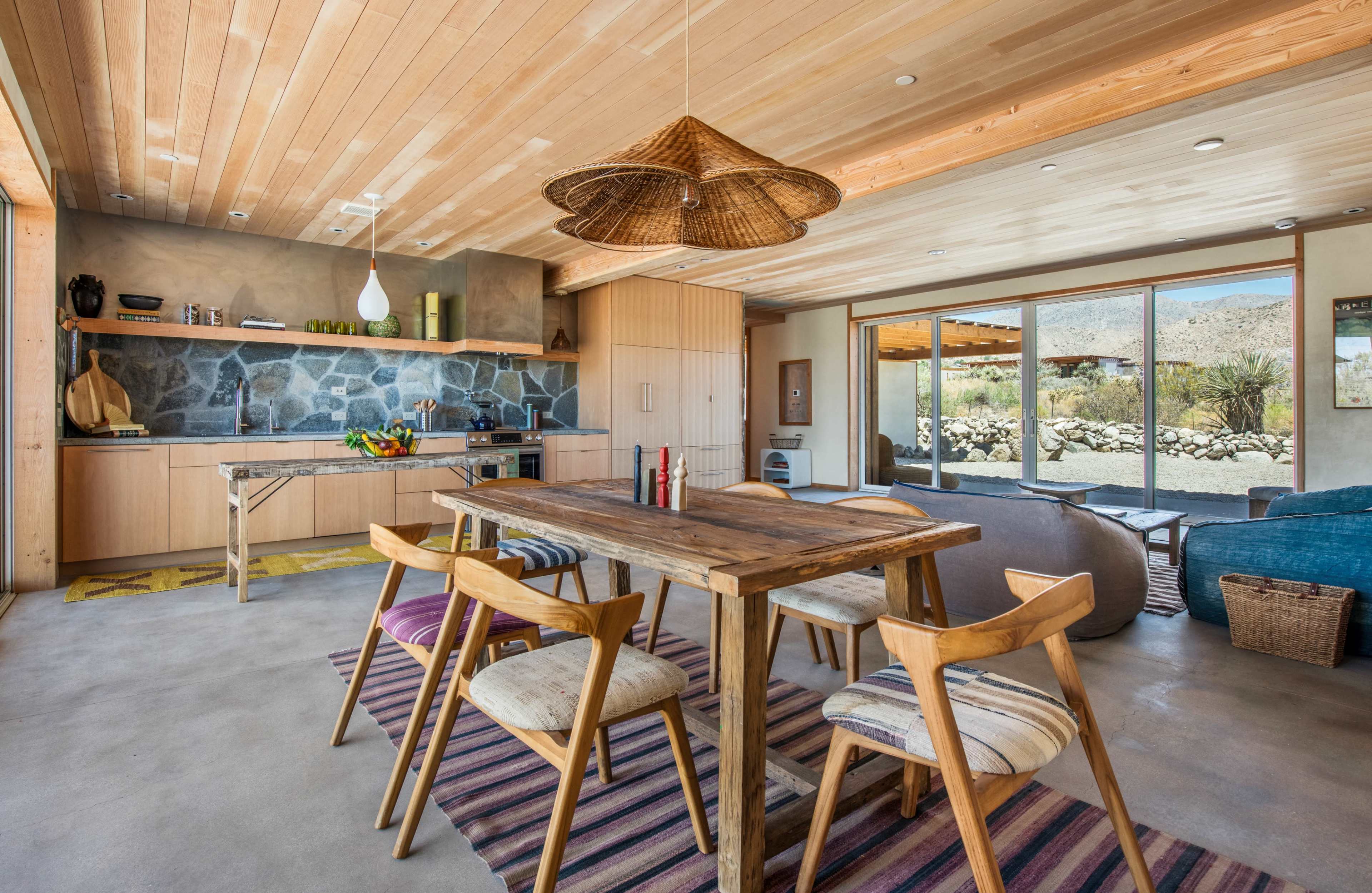 Desert Retreat with Mountain Views Image in Morongo Valley, Morongo Valley, CA