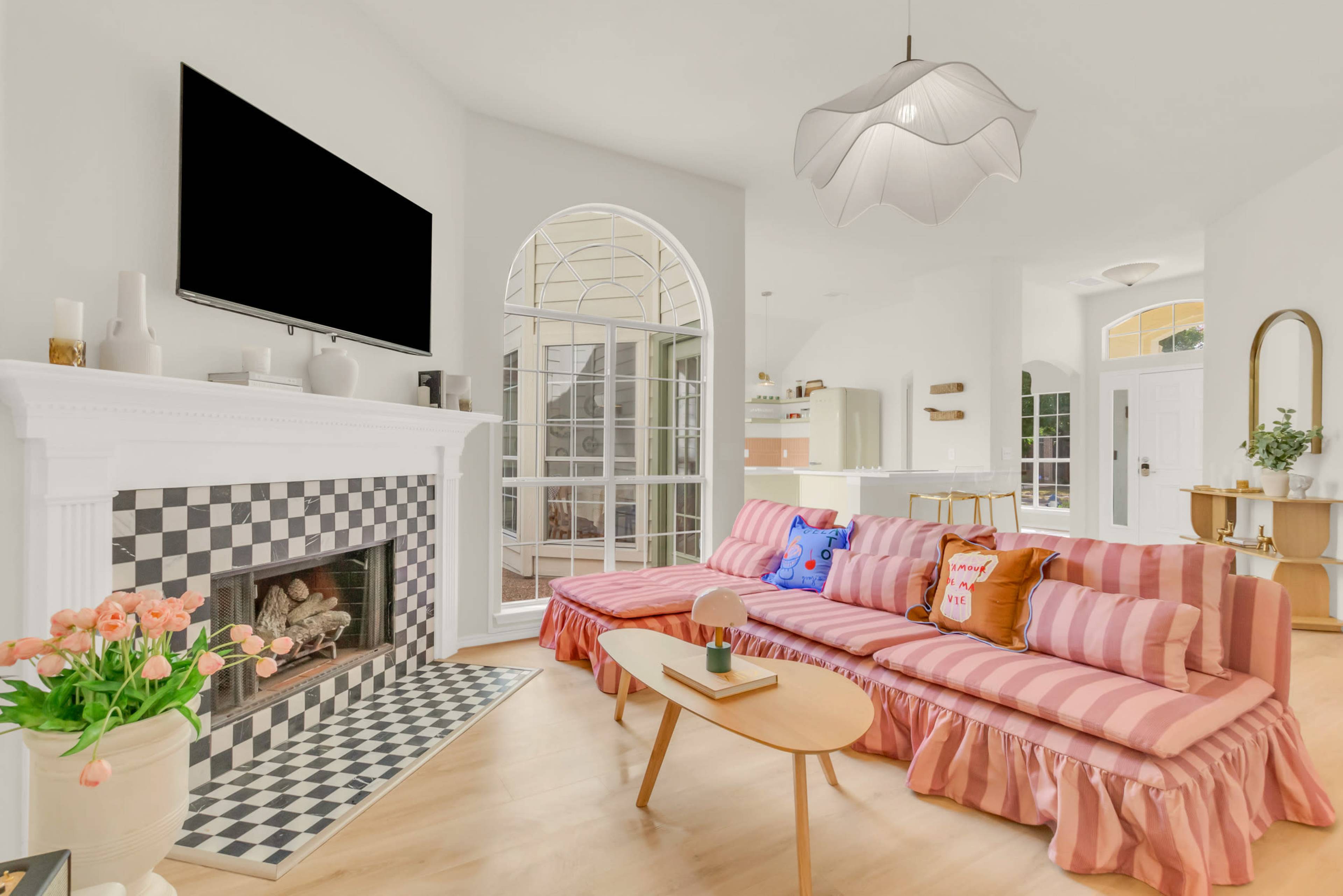 Private Frisco Cottage for Meetings & Off-Sites with Courtyard Lounge Image in Preston Vineyards, Frisco, TX