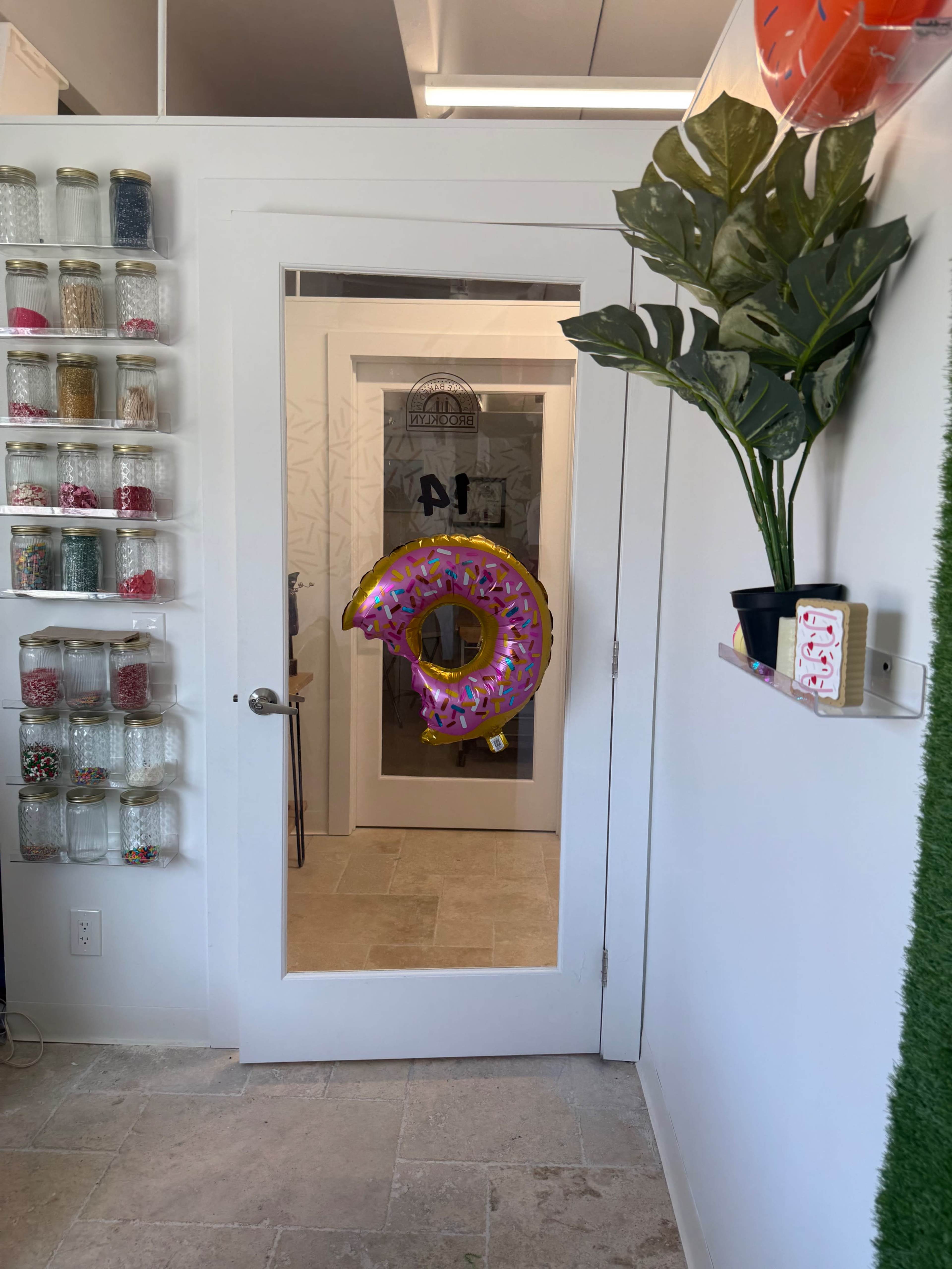 Bright Sprinkle Studio for Classes, Meeting or Photography Image in Dania Beach, Dania Beach, FL