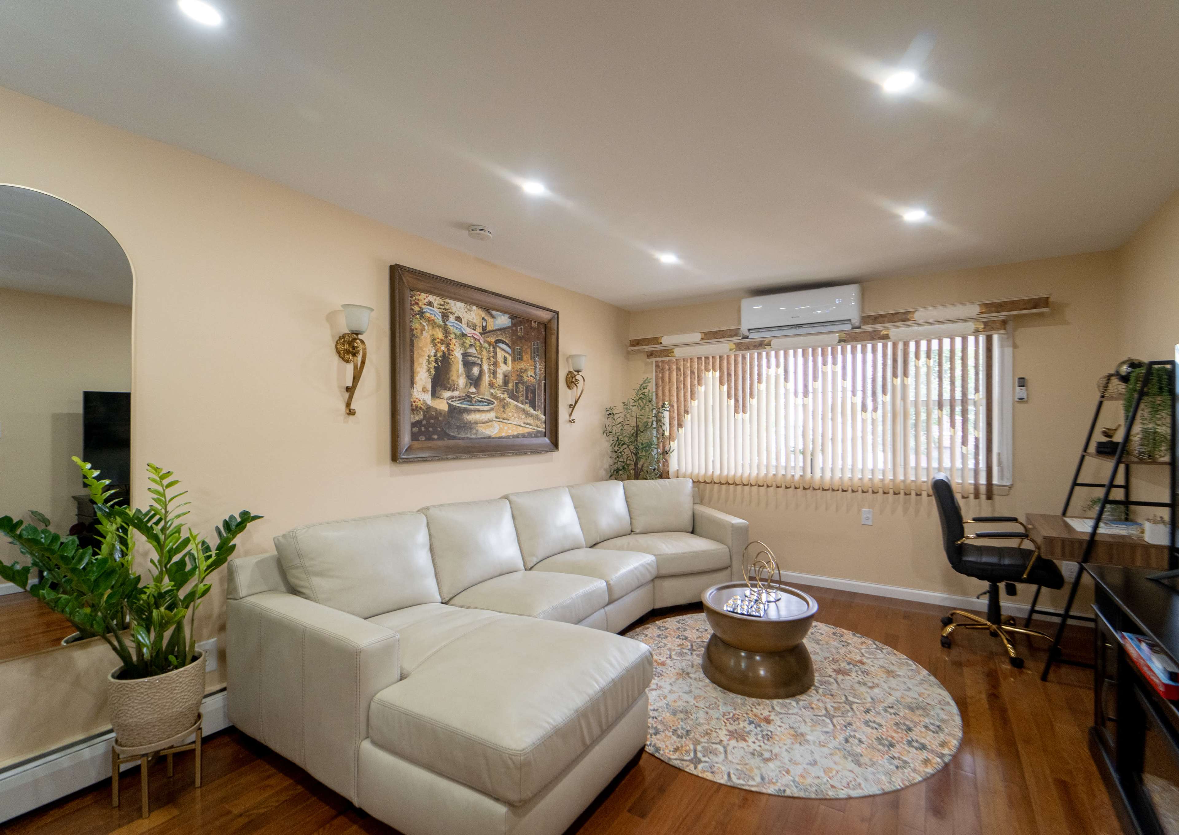 Modern Oasis near JFK Image in Canarsie, Brooklyn, NY