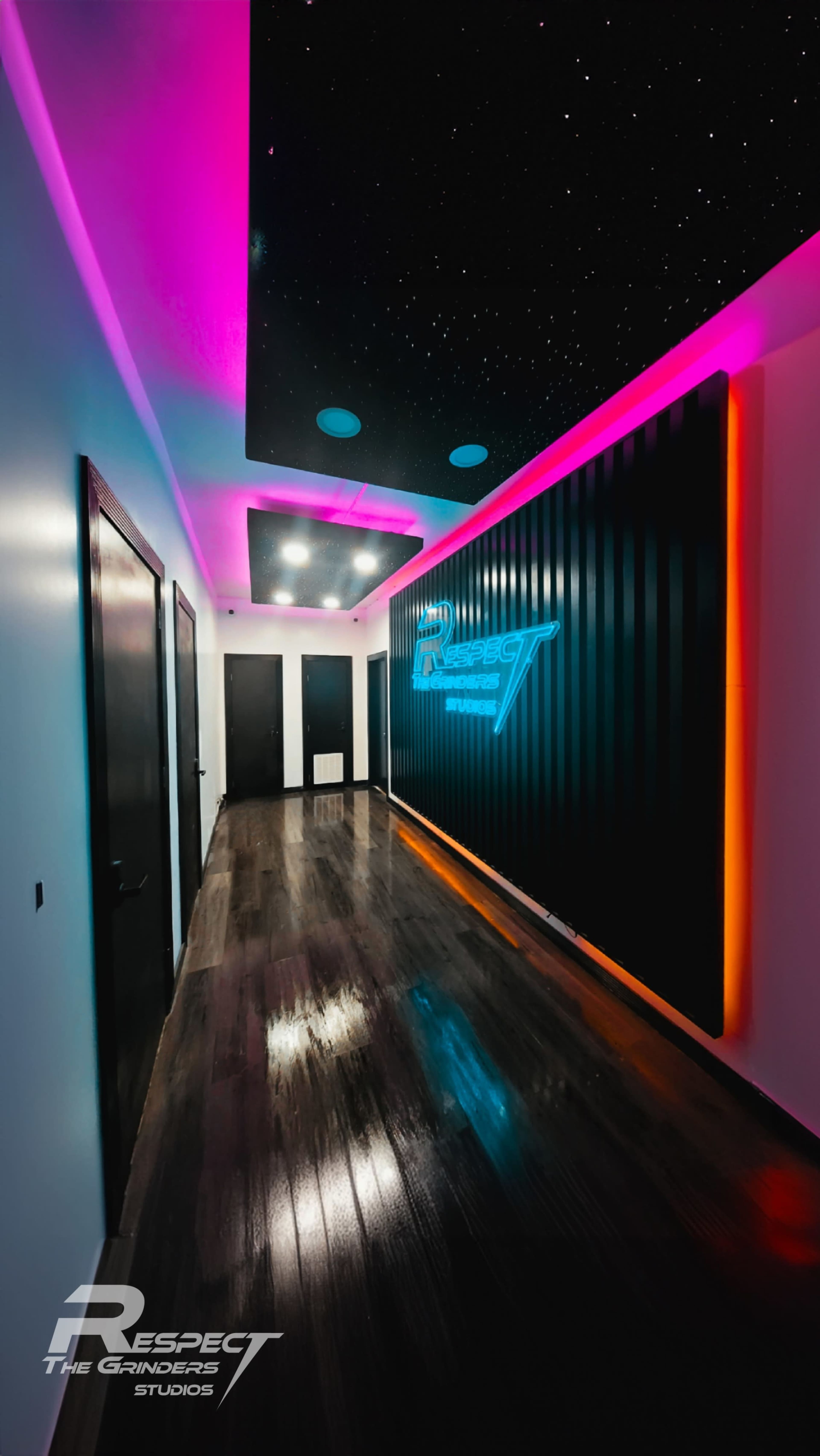 Private, Secure, & Modern Recording Studio – RTG Studios NYC Image in Mount Hope, Bronx, NY