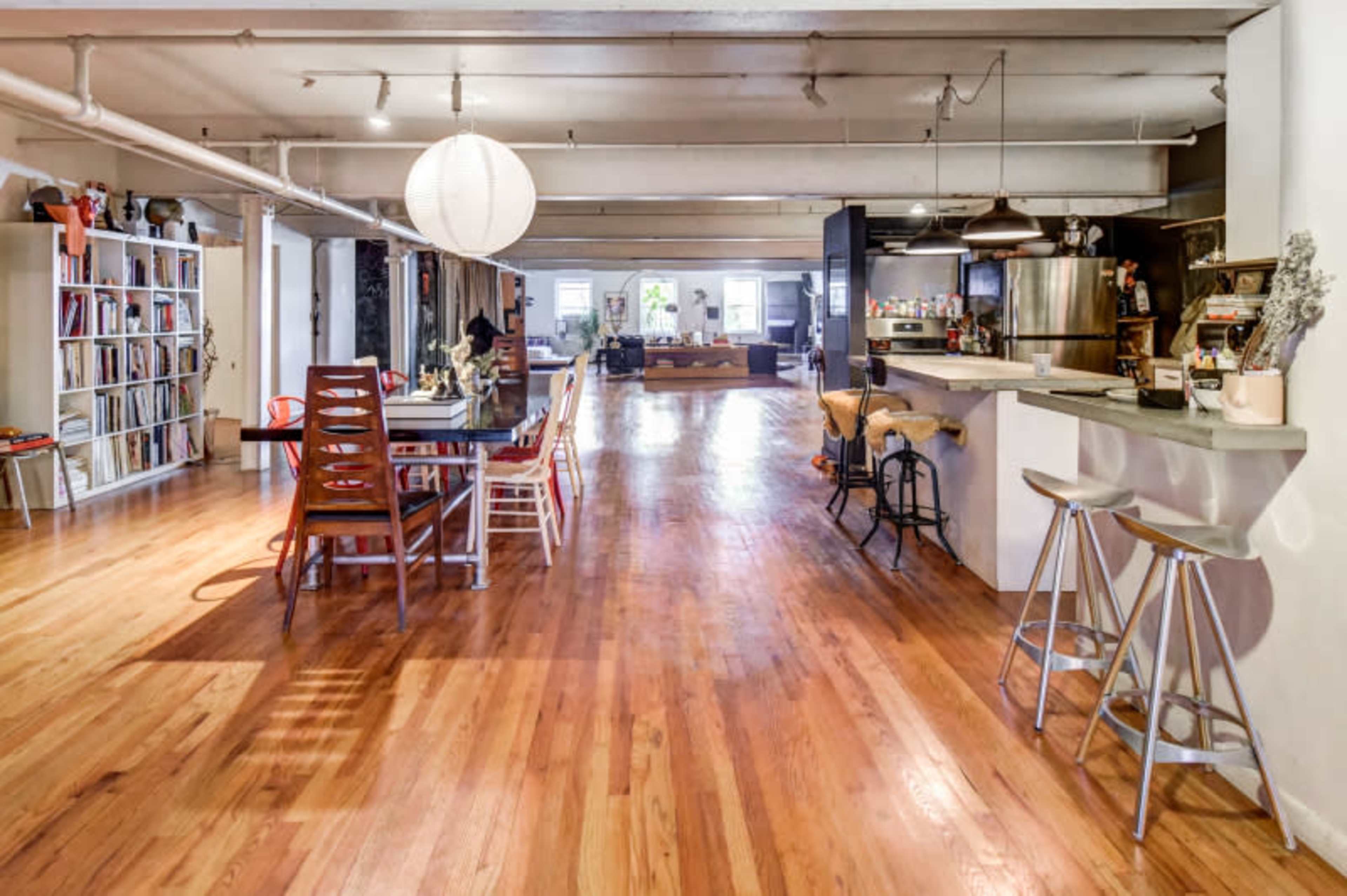 Huge Loft Space with Eclectic Decor ideal for Photo and Film Shoots Image in Columbia Street Waterfront District, Brooklyn, NY