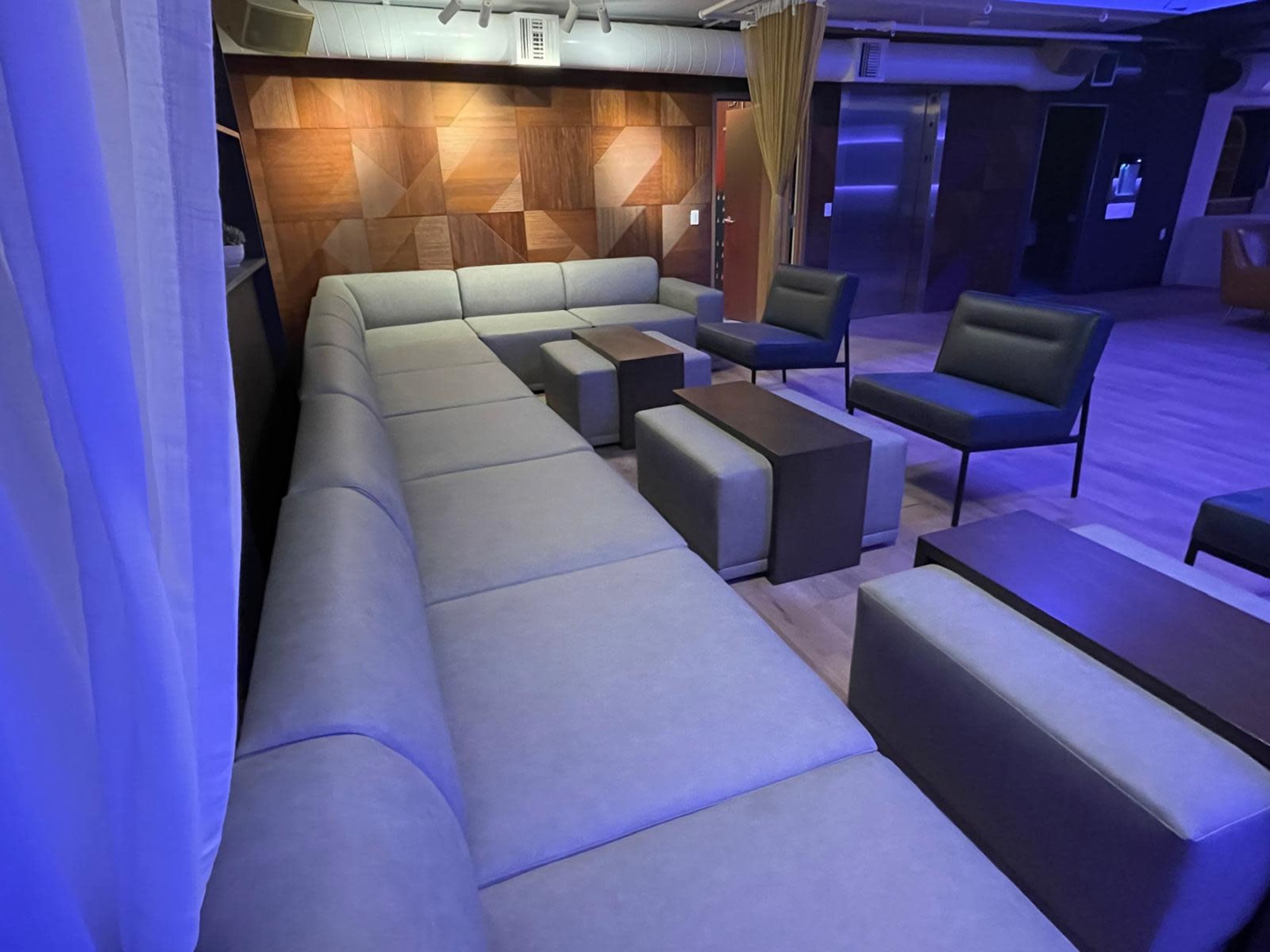 Beautiful Westside Event Venue, Fully-Equipped & Staffed Image in Sawtelle, Los Angeles, CA