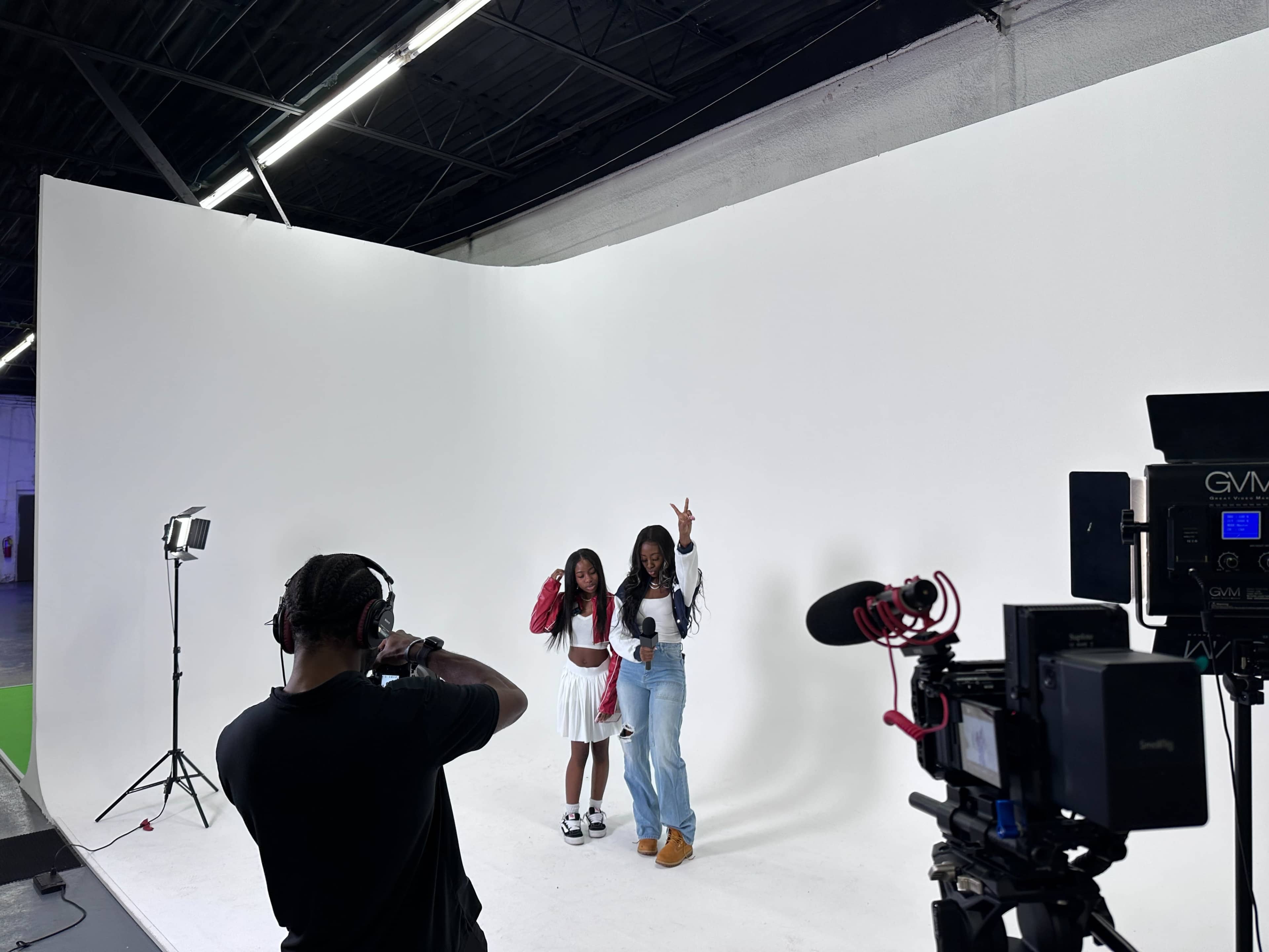 20 Foot Cyc Wall + Green Screen Cyc Studio For Photo and Film Image in , Atlanta, GA
