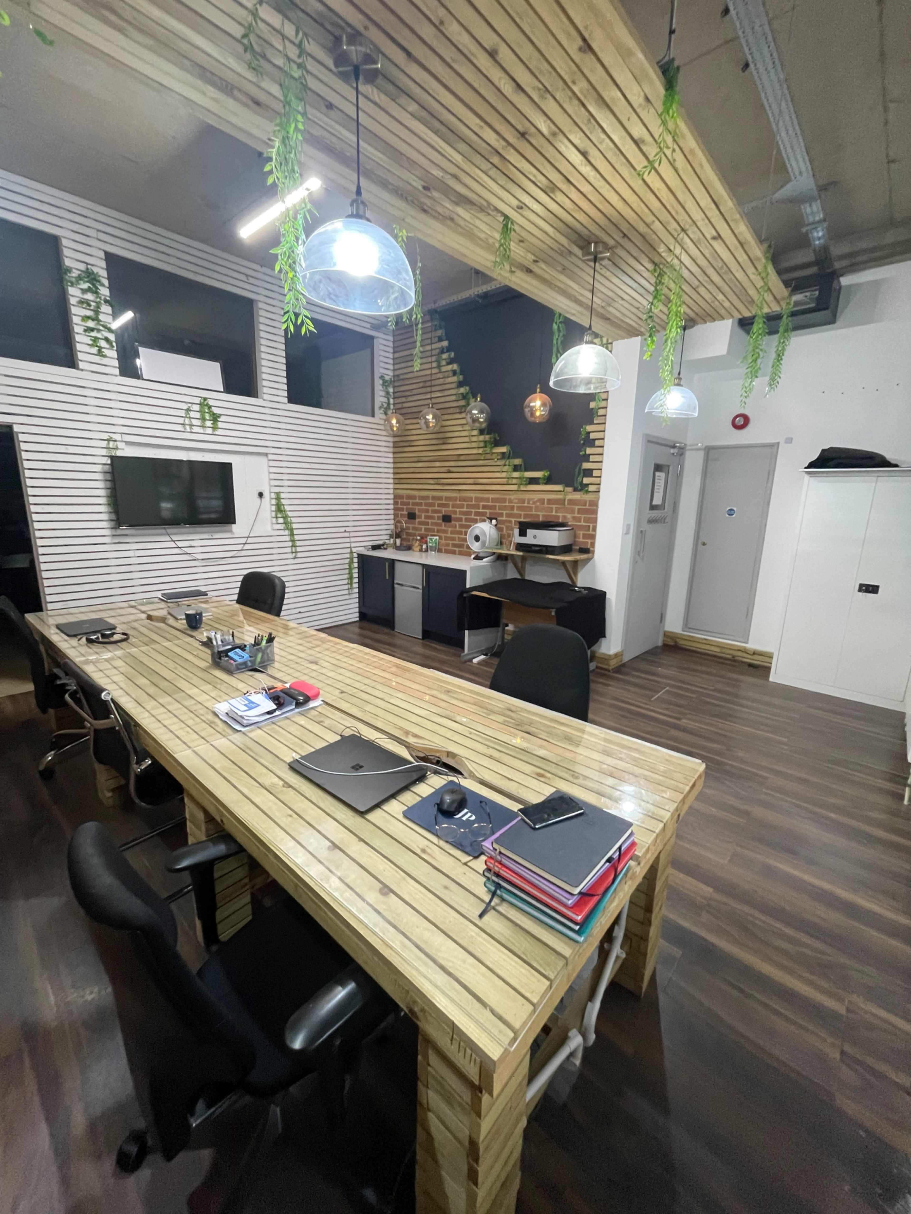 Modern Office Space In Business Park Image in Woodford, London, ENG