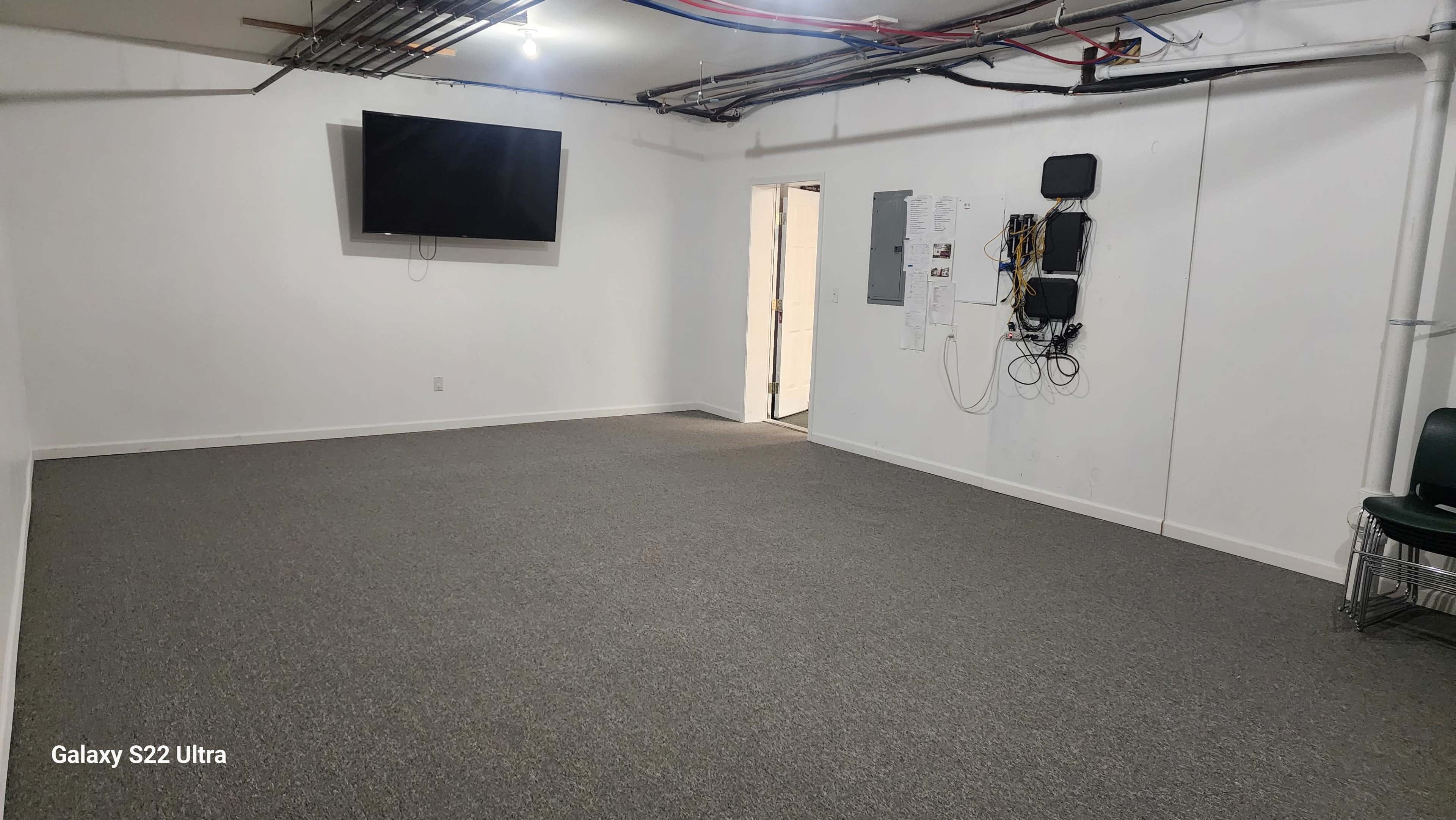 Industrial,  warehouse party space or meeting room  no windows Image in Raritan Township, Flemington, NJ