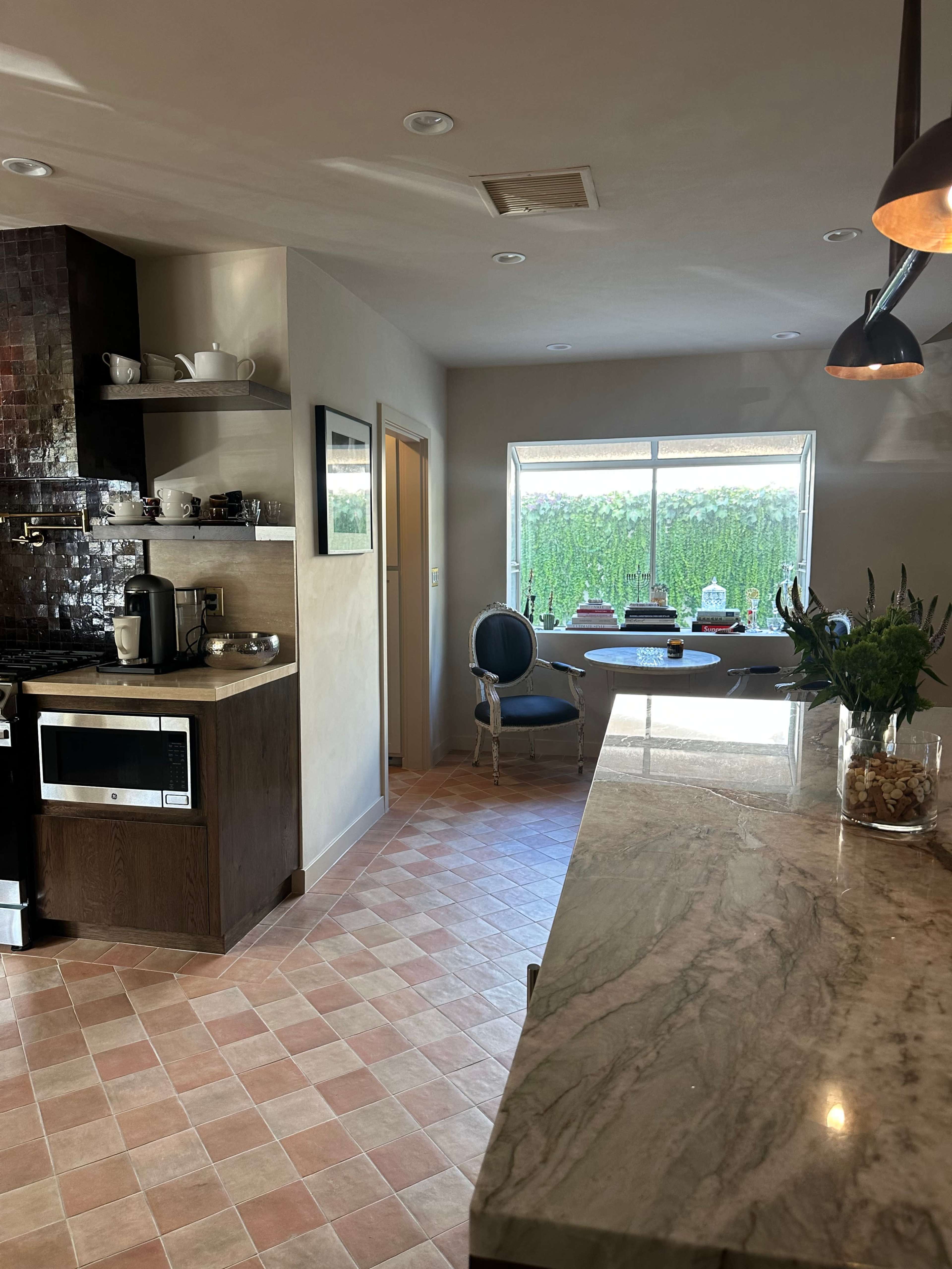 Mid-Century Modern Ranch House Image in Woodland Hills, Woodland Hills, CA