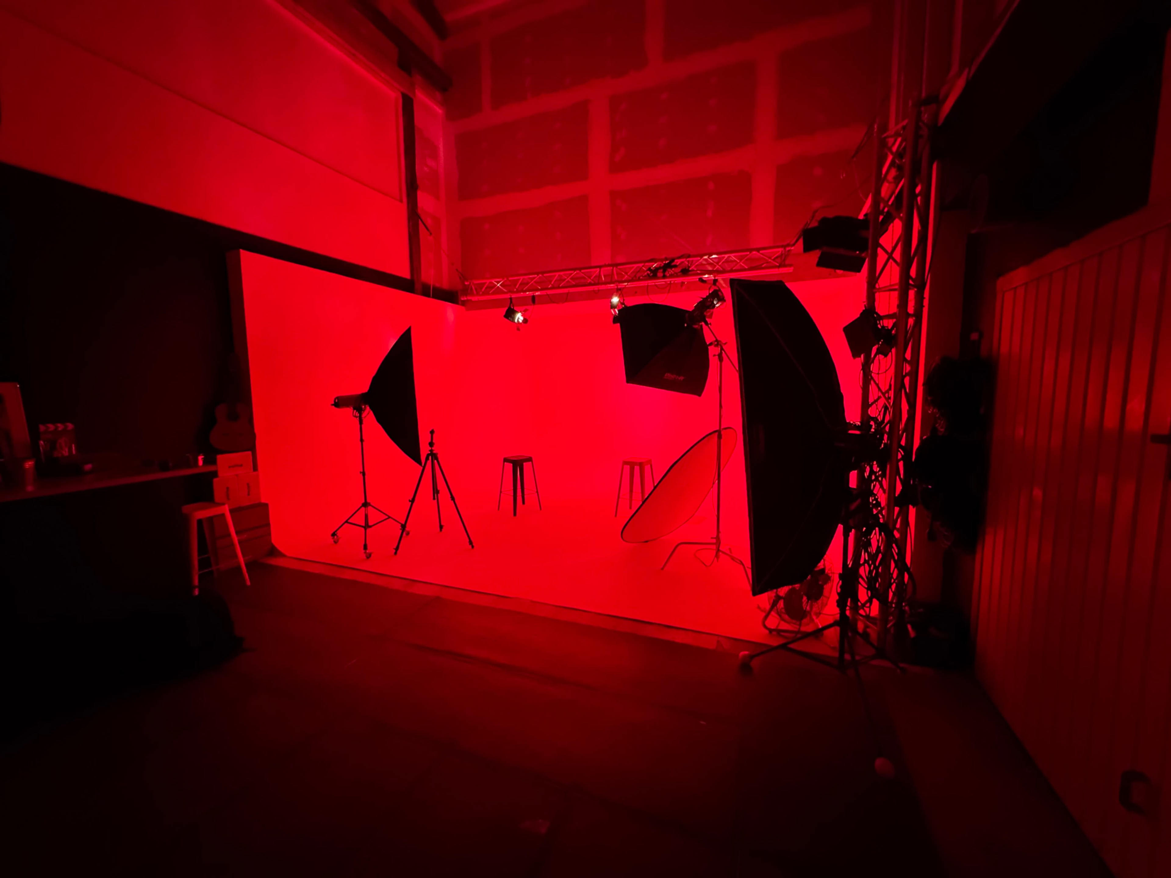 Studio photo vidéo cyclorama + atelier dans les yvelines Image dans , méré, 