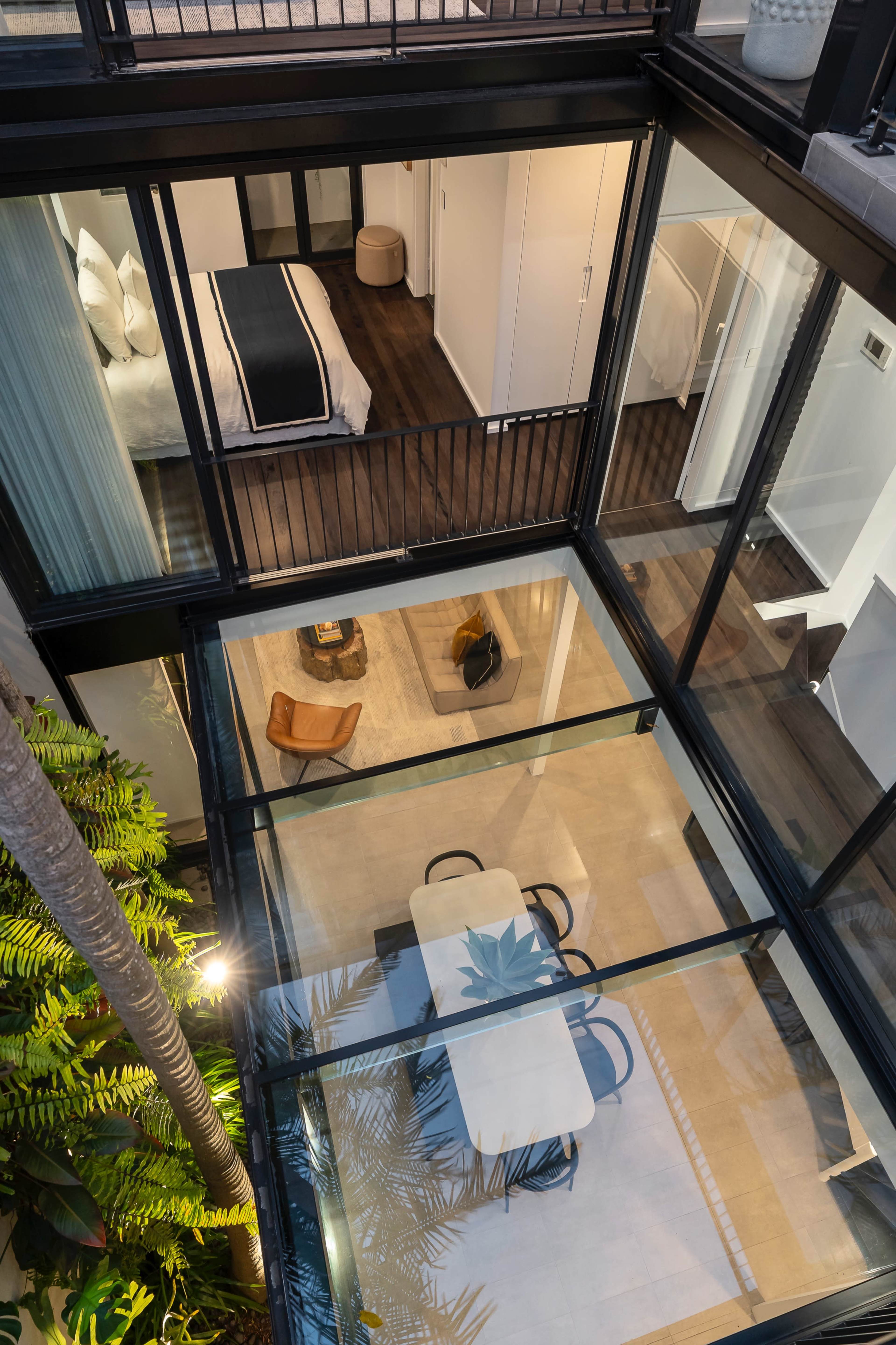 Modern Glass Terrace Close to the City Image in Paddington, Paddington, NSW