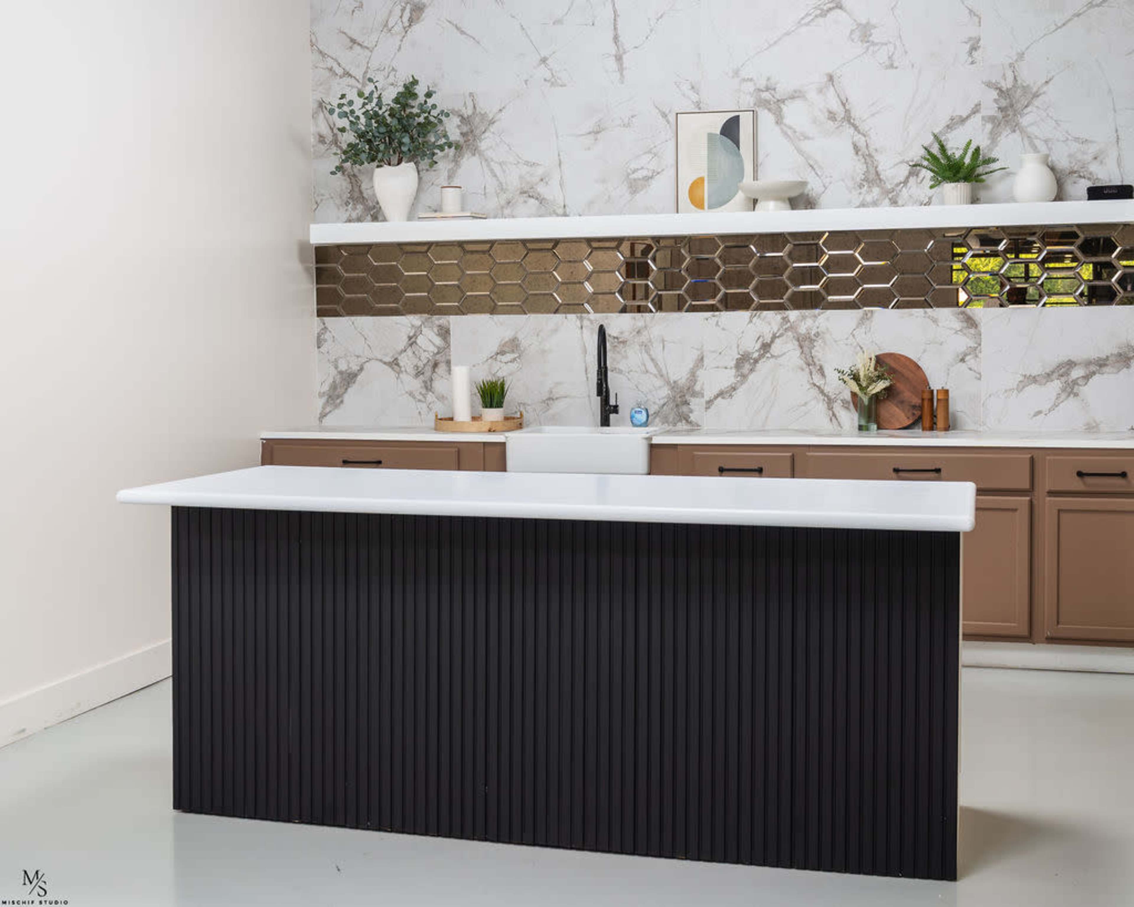 NEW Pre-lit Content Studio for Video, Photos + Podcasts Image in Lazybrook / Timbergrove, Houston, TX