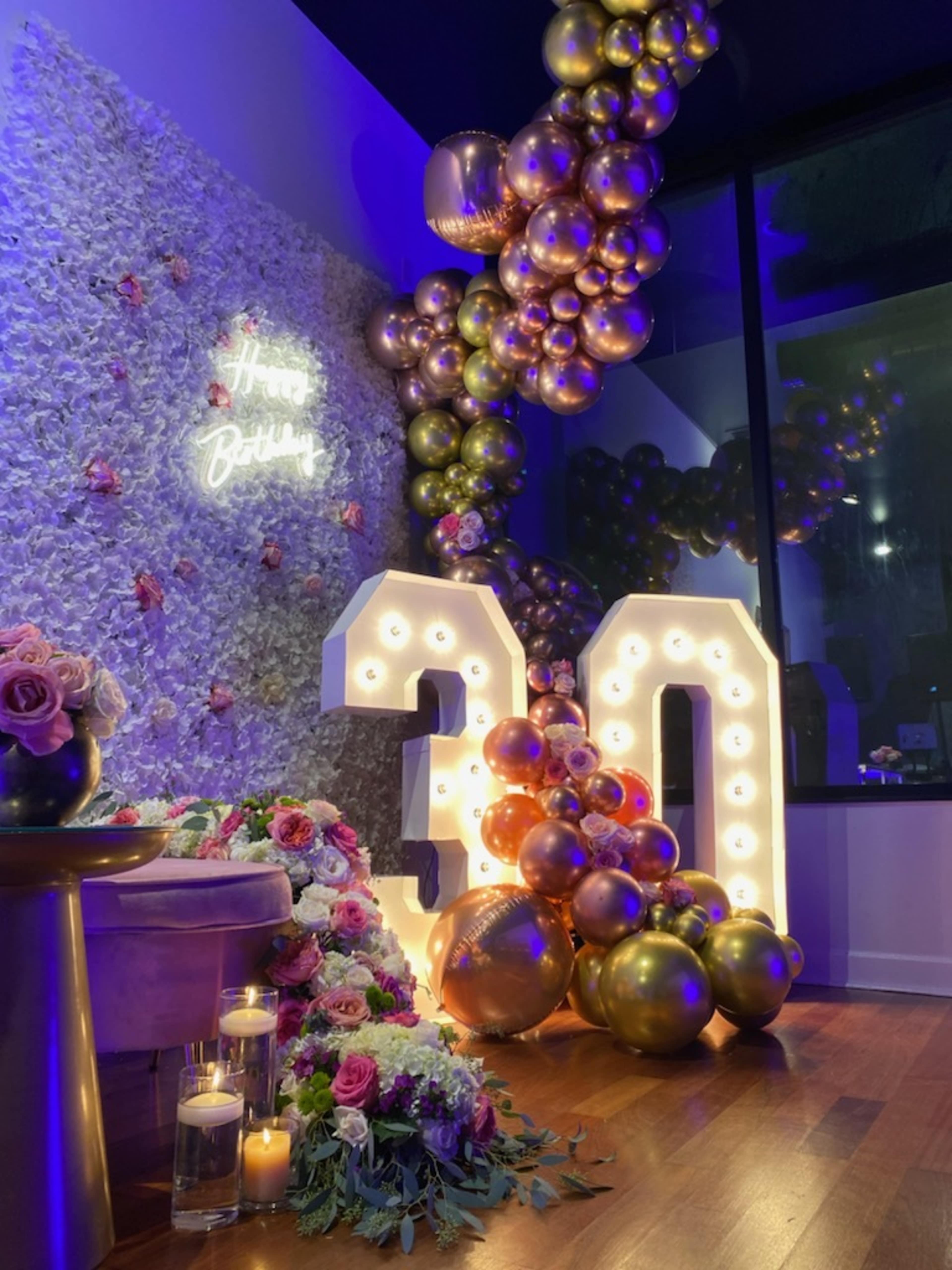 Venue 3539- Unique and Spacious Converted Storefront Loft Image in South Old Irving Park, Chicago, IL