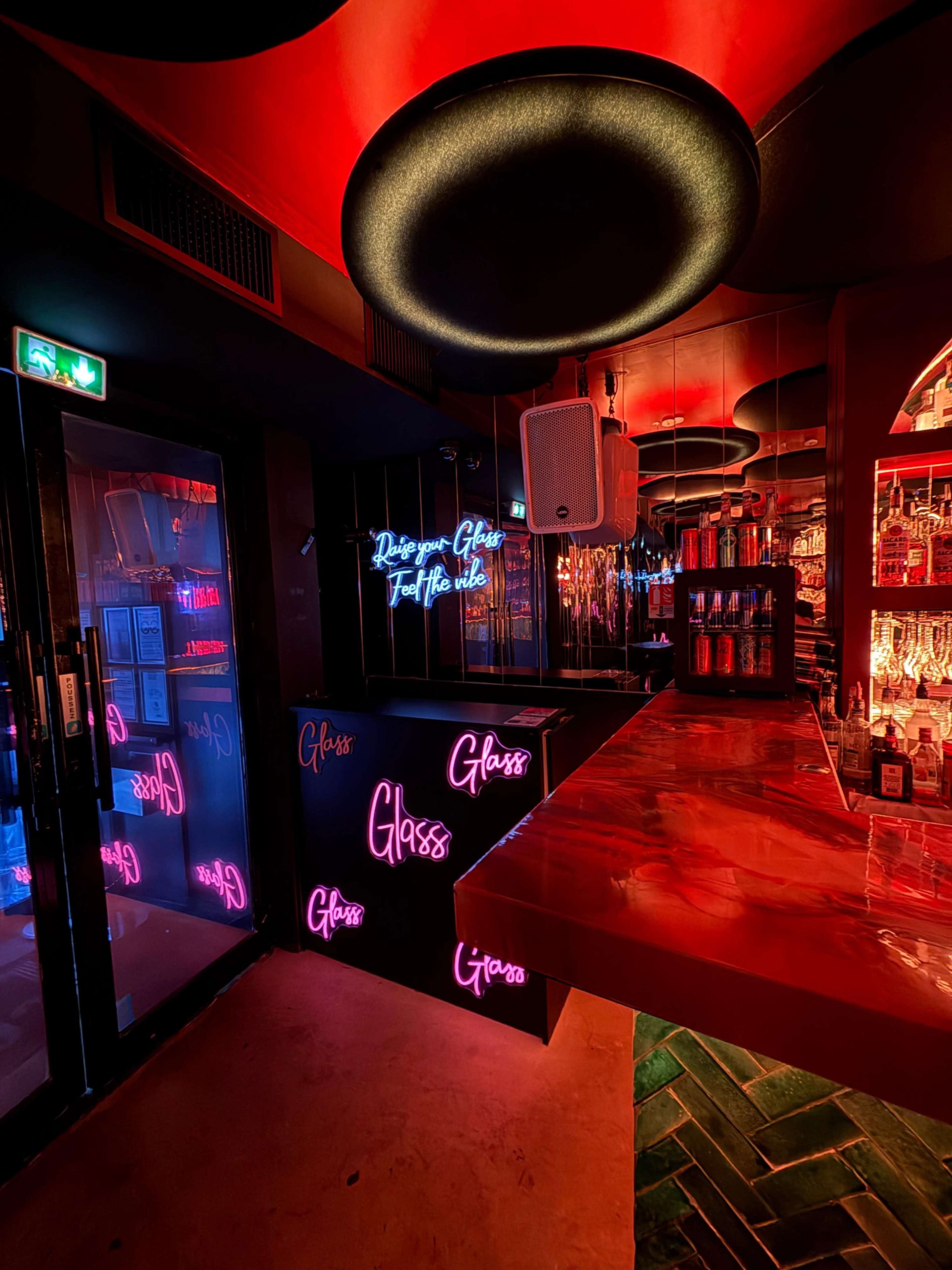 Lieu Intimiste Avec Terrasse Privative en Plein Centre Image in Ctre Ville, Cannes