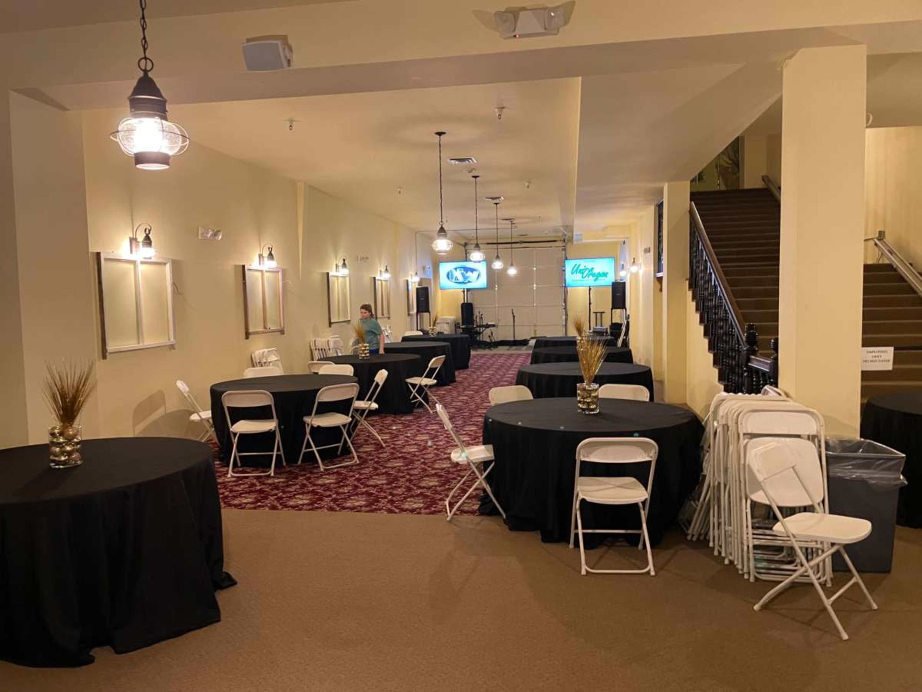 Beautiful Event Space in a Historic Hotel Image in , La Grande, OR