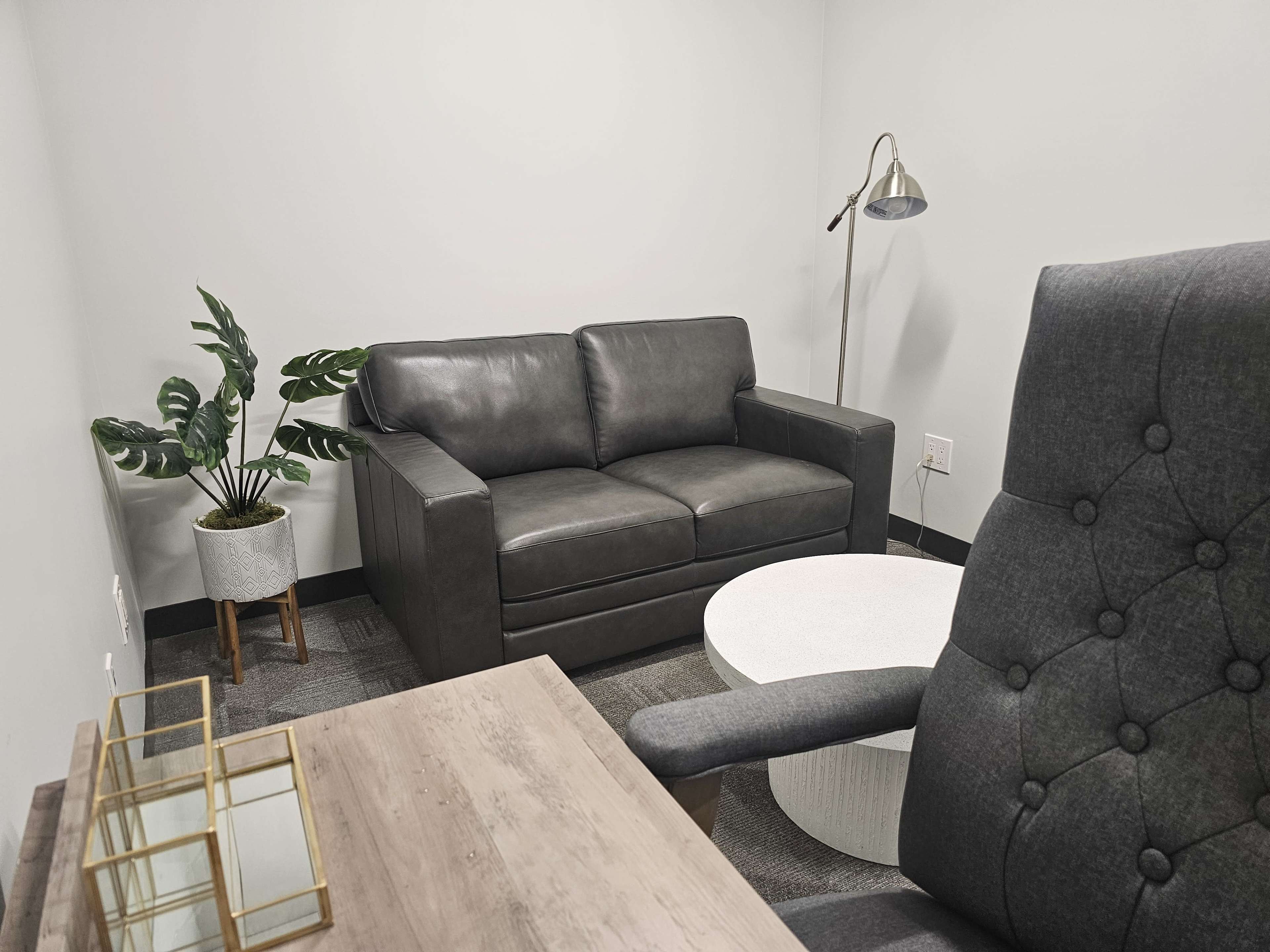 Quiet Town Therapy Room with walk-by conviences Image in New Castle, CHAPPAQUA, NY