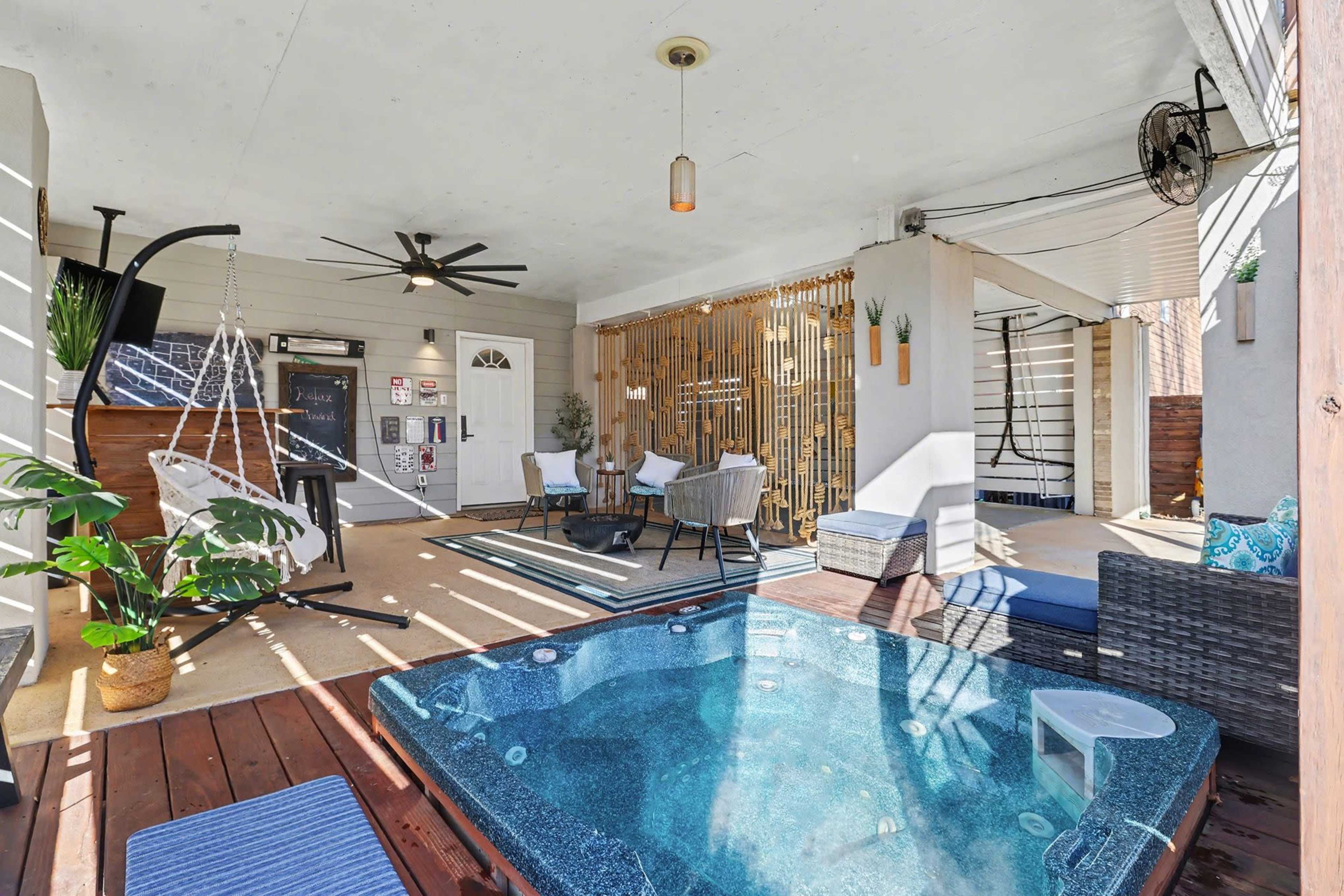 Modern Artsy House Image in Edgewood, Atlanta, GA