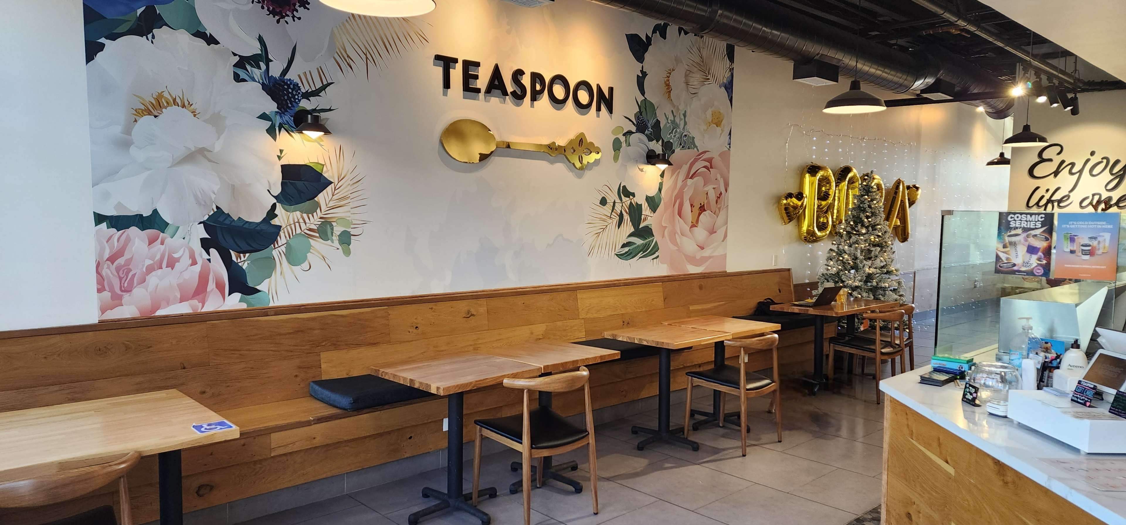 Discover a place of beauty and abundance. Fine to casual dining with peaceful lake views and unique shopping experiences. Image in El Dorado Hills, El Dorado Hills, CA