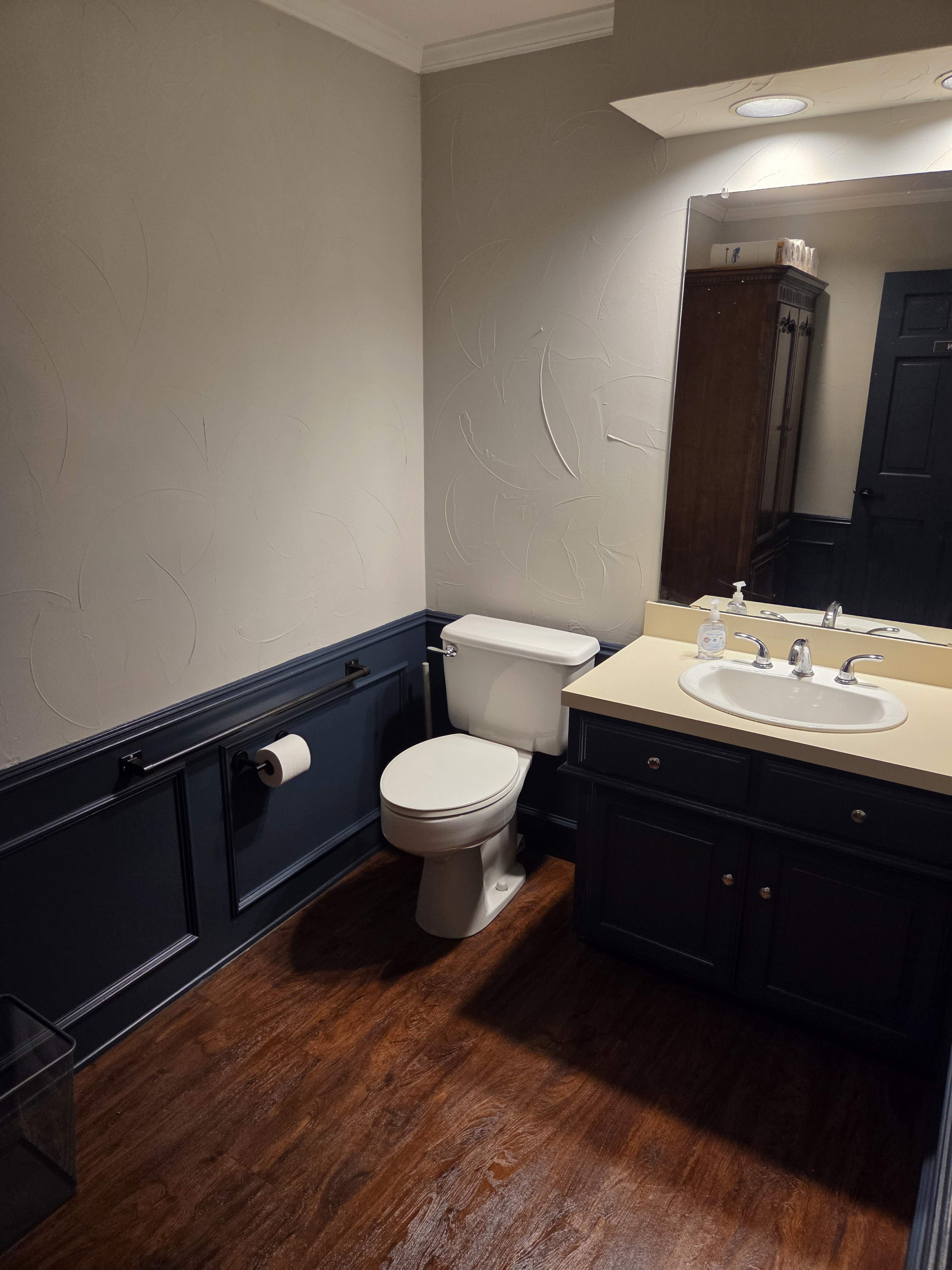 Roomy, Homey Clubhouse Image in Far North Dallas, Dallas, TX