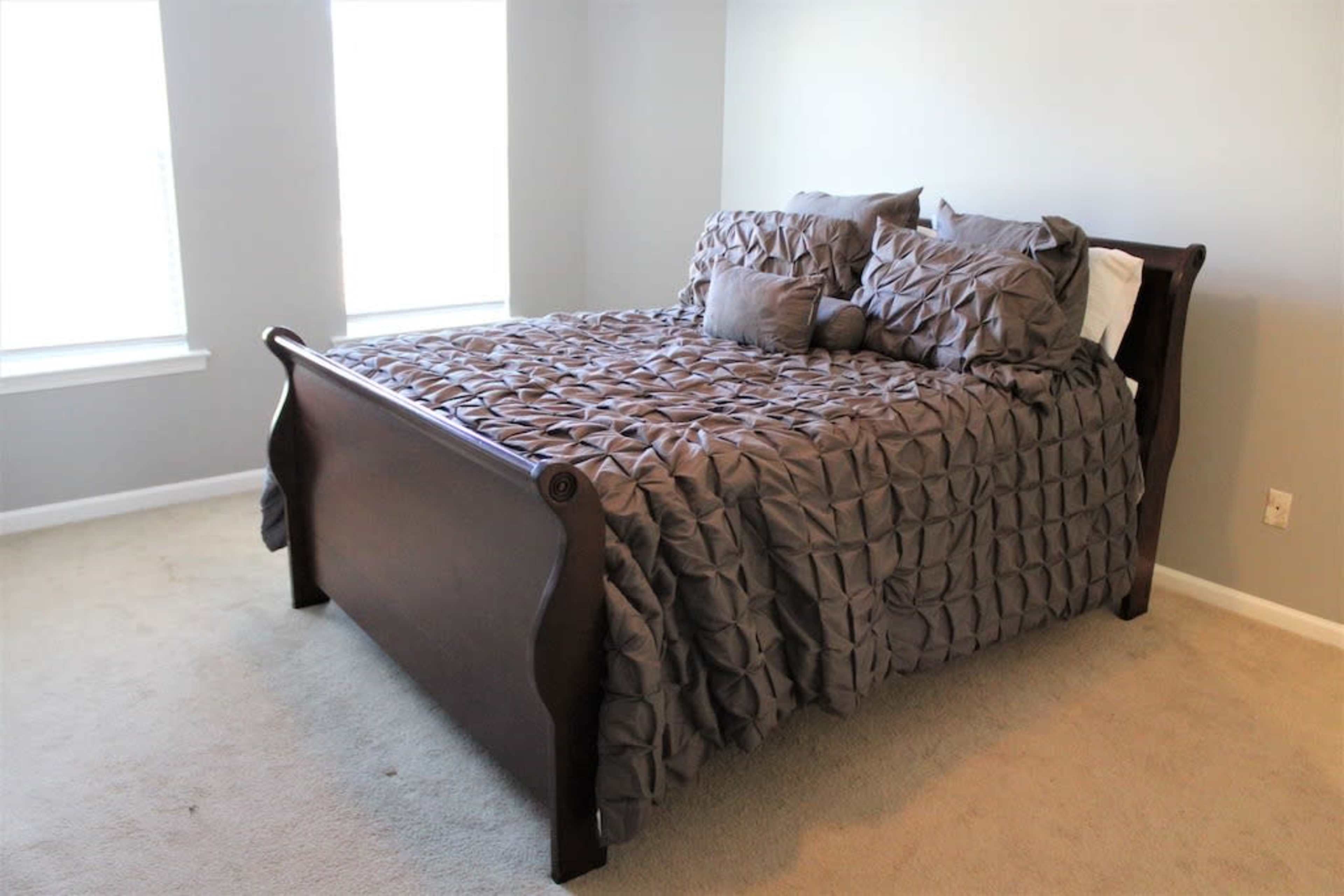 10 minutes from airport roomy townhome Image in South Fulton, Atlanta, GA