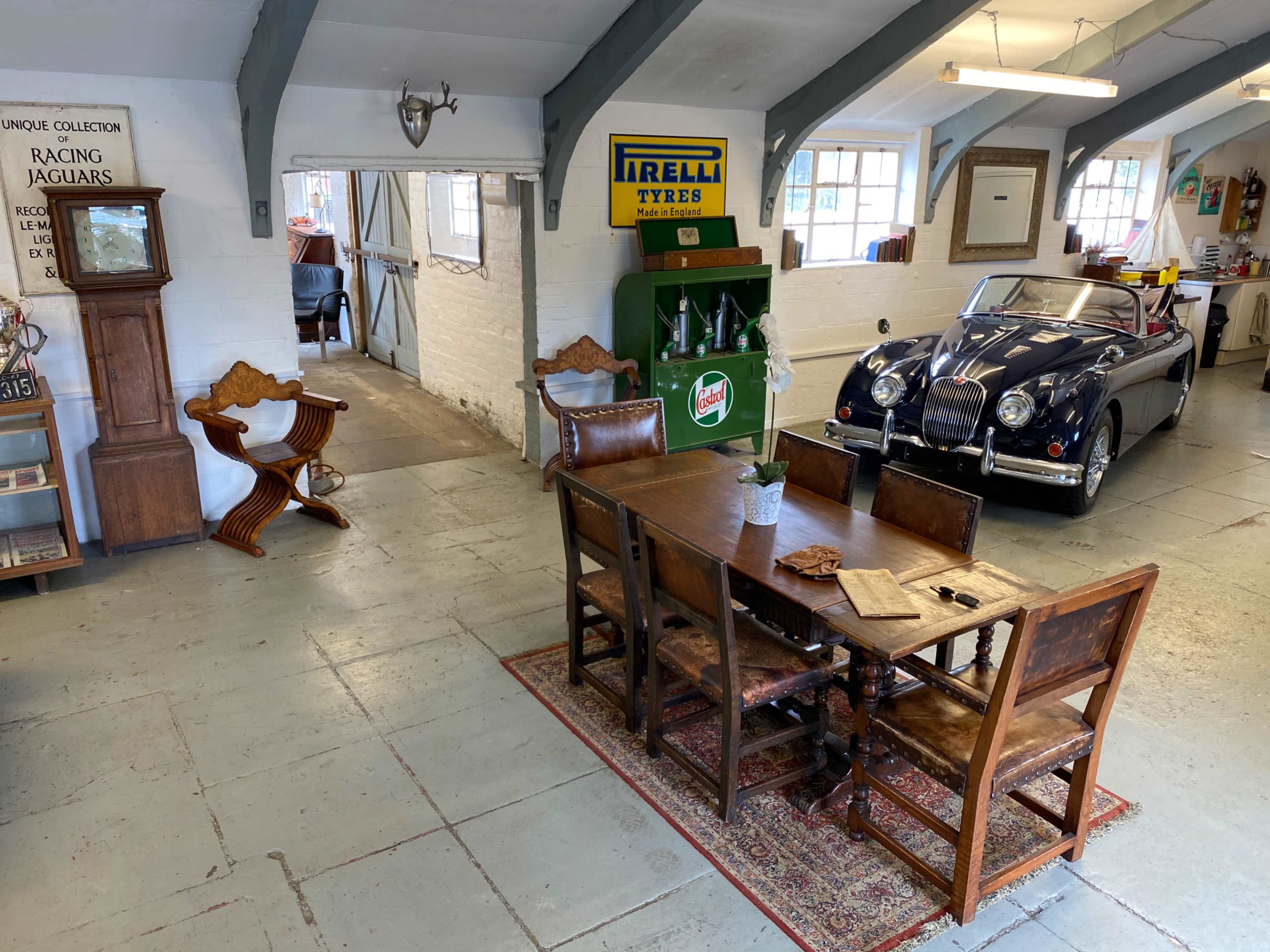 Classically British & rustic space in the heart of the North Cotswolds Image in Blockley, Gloucestershire, ENG