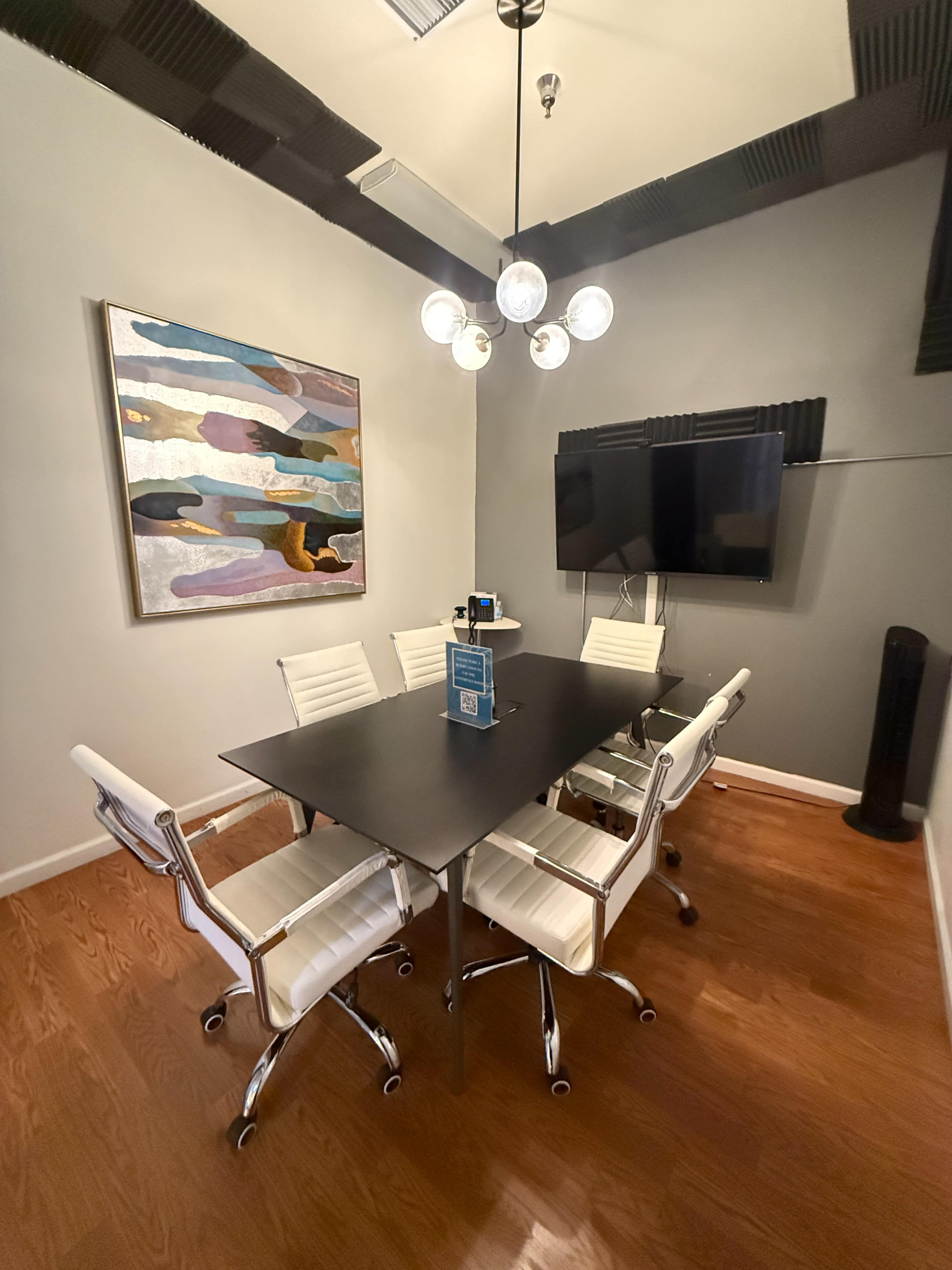 Hillcrest Conference Room for 6 Image in Hillcrest, San Diego, CA