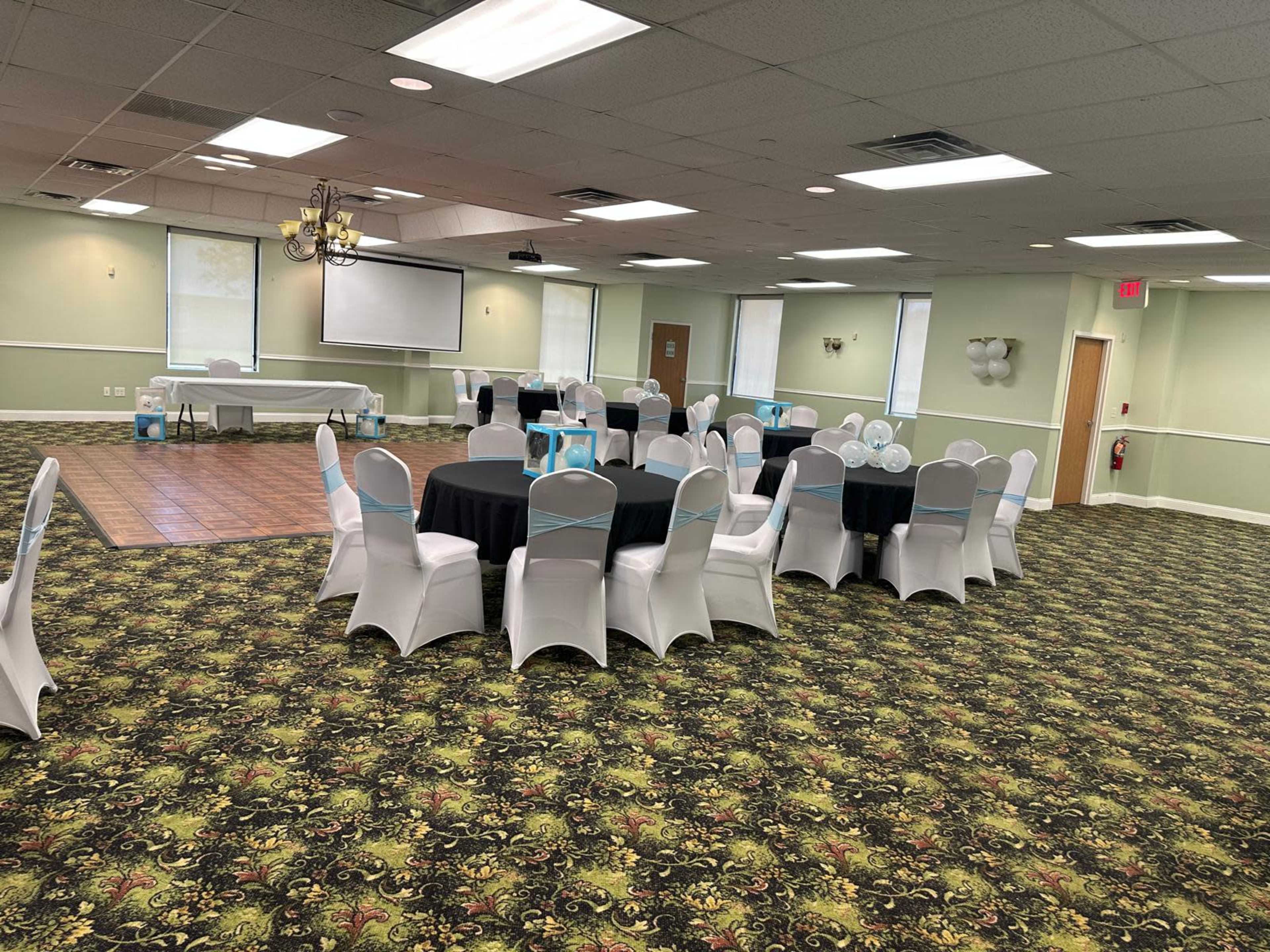 L’ambiance Banquet Hall: Toledo’s Destination for Unforgettable Events Image in Reynolds Corners, Toledo, OH