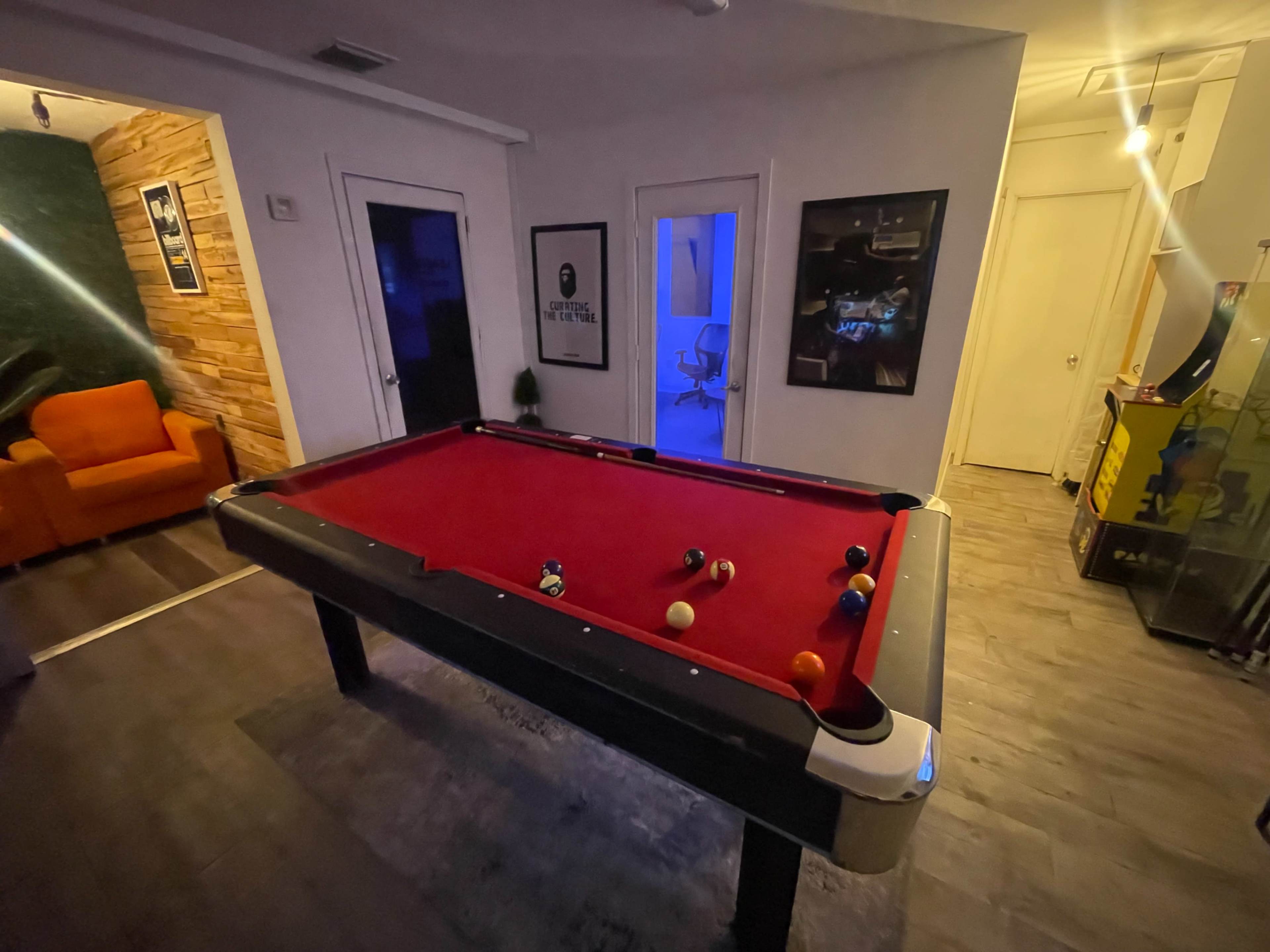 Modern Cozy Meeting Space with Pool Table Image in Plantation, Plantation, FL