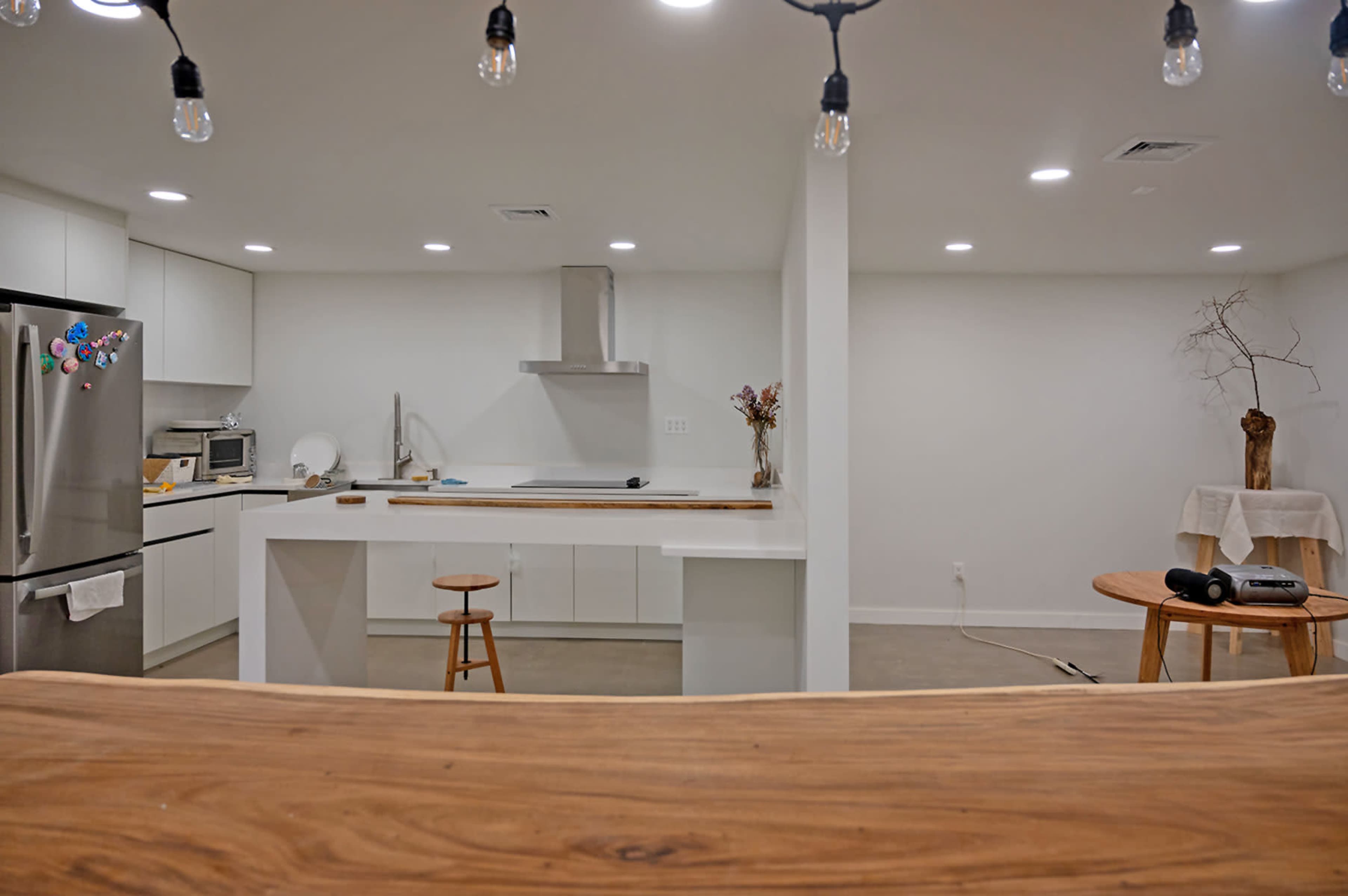 Modern luxury art studio with lounge area Image in North Hempstead, Carle Place, NY
