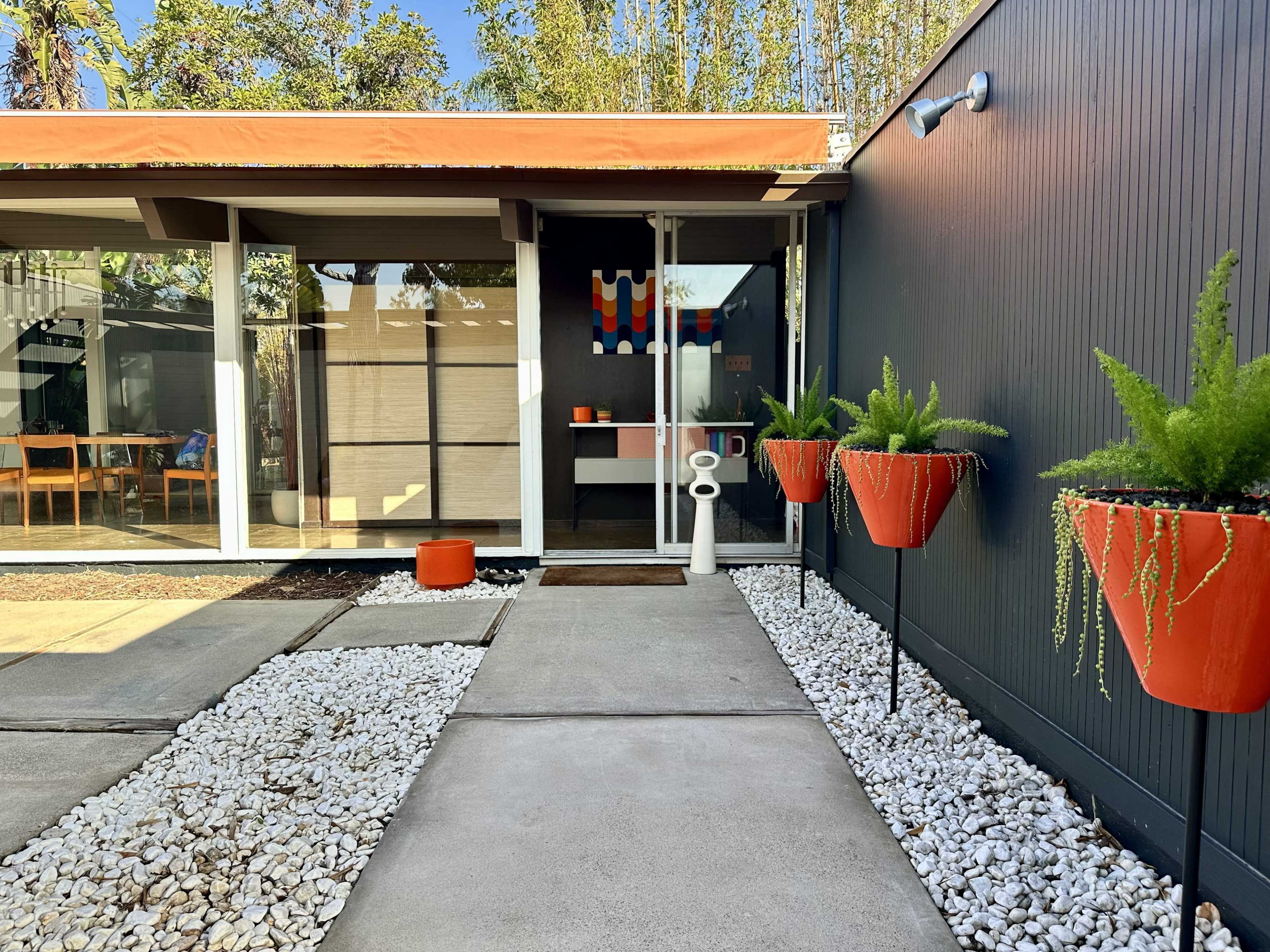 Timeless Mid Century Eichler Home with Atrium and Natural Light Image in Orange, Orange, CA