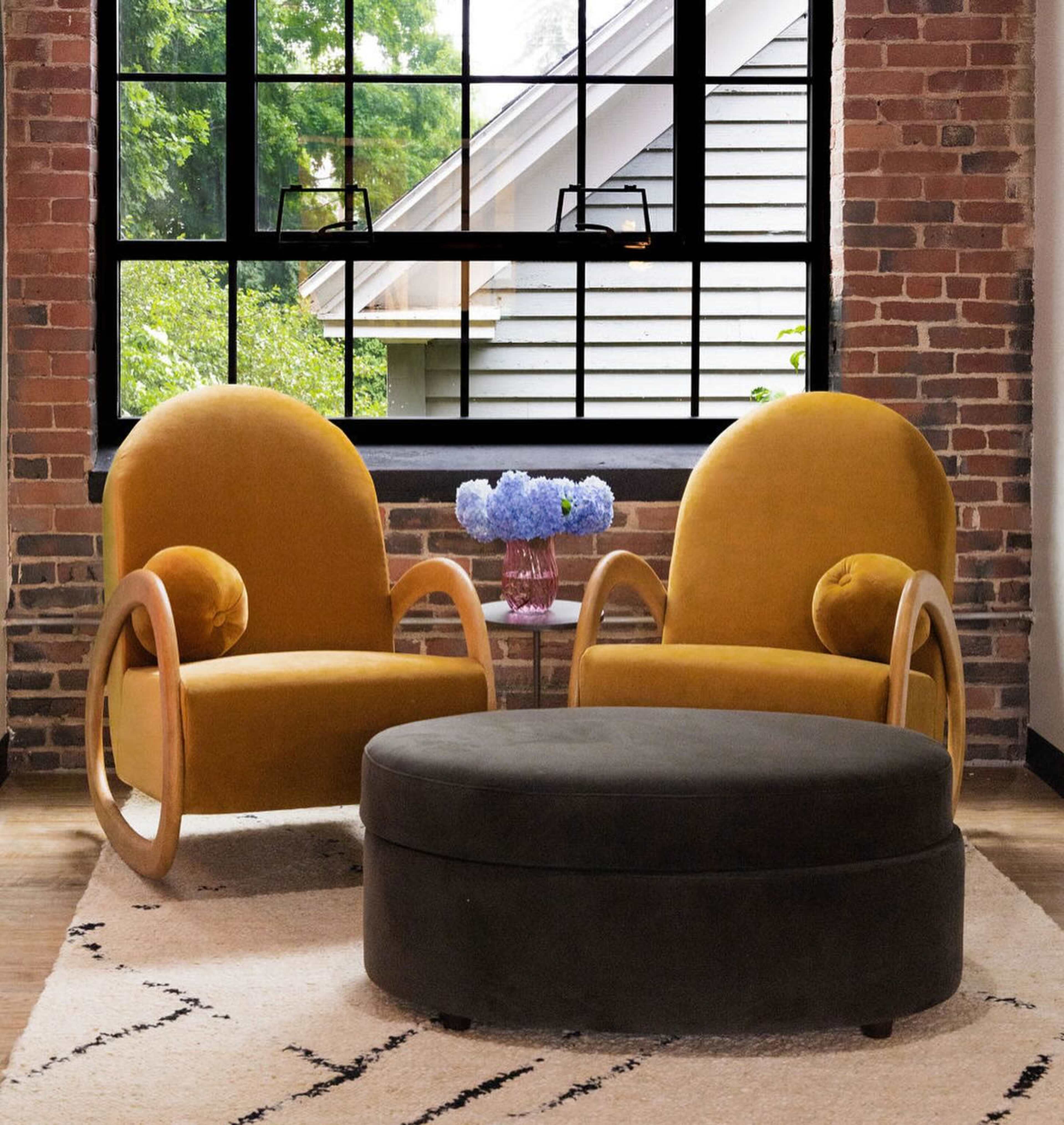 Historic Mill Elegance: Bright, Spacious, Inspiring Suite Image in Amesbury, Amesbury, MA