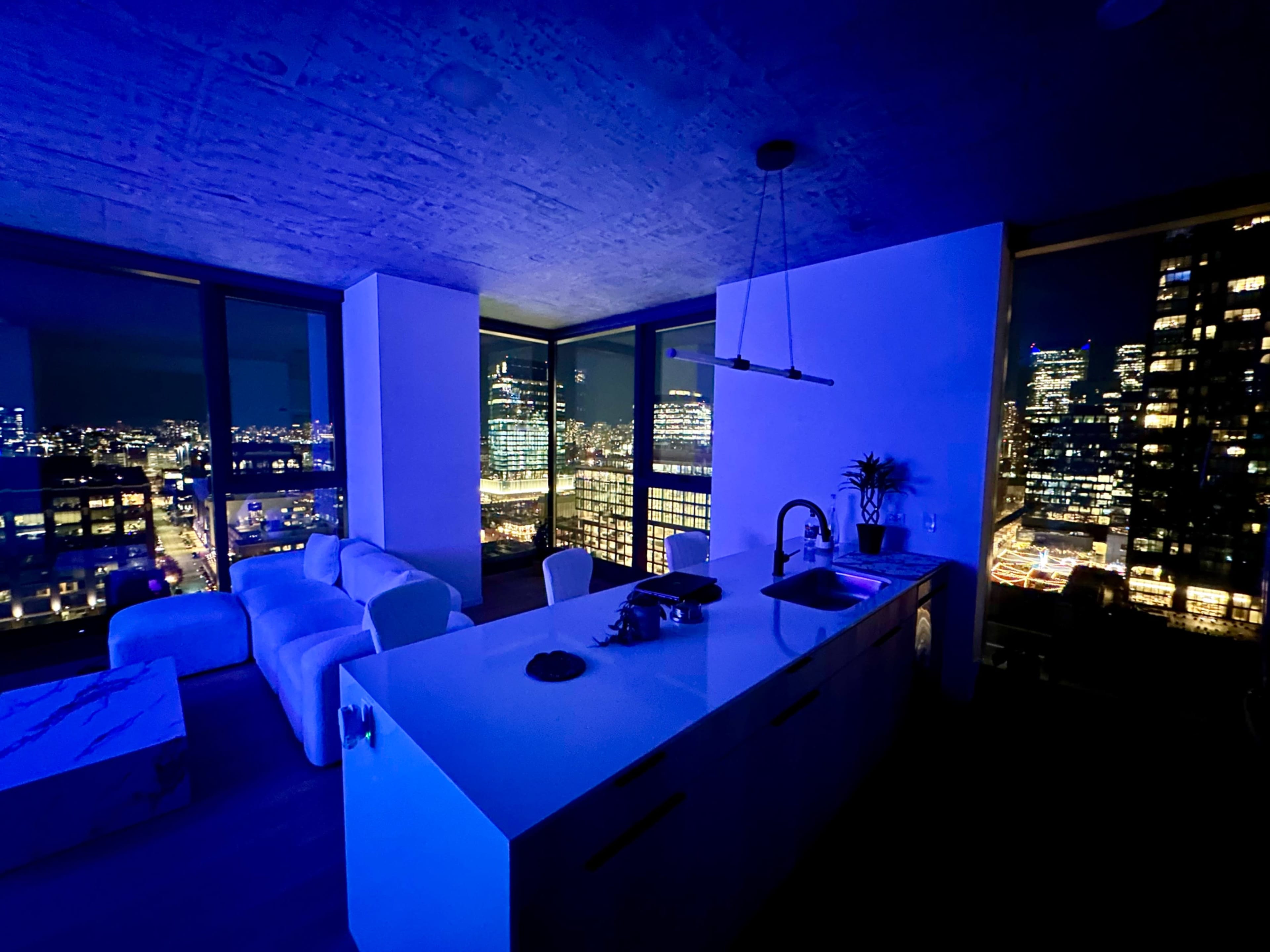 West Loop Condo with Stunning Views Image in Near West Side, Chicago, IL