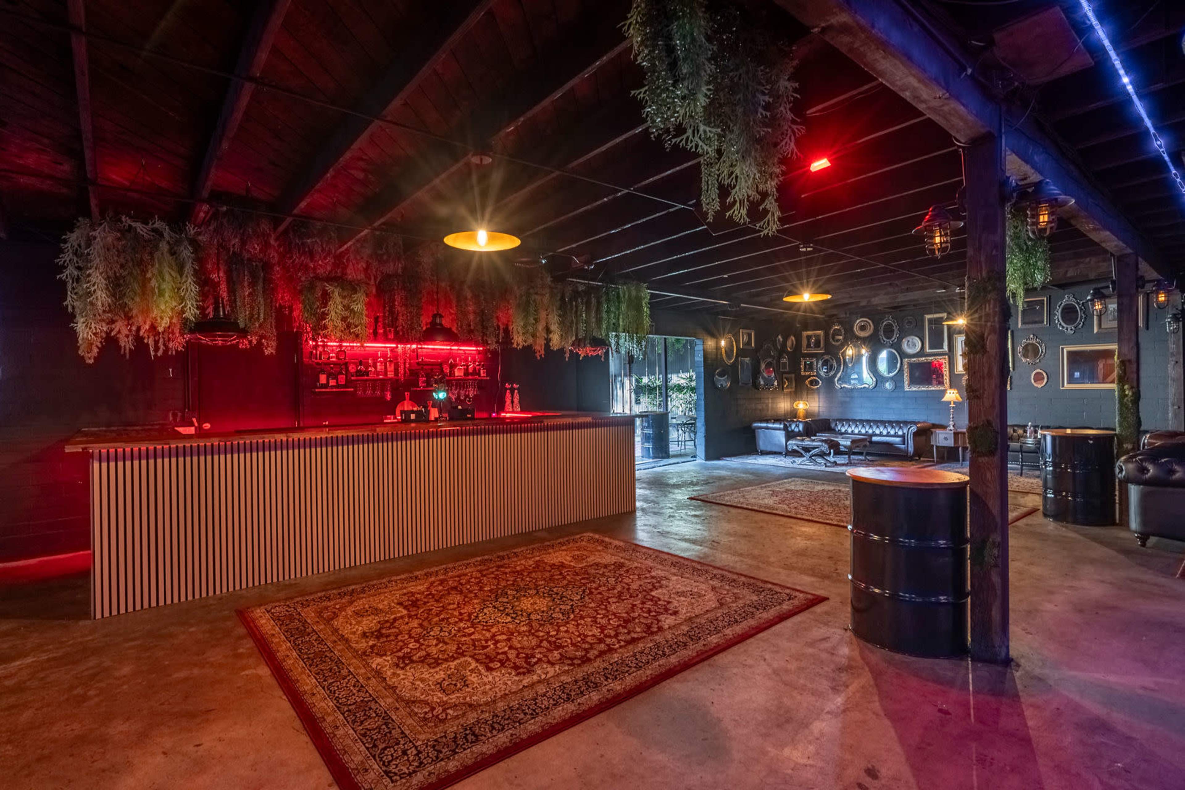 Night Club w/ Bar, Sound system, Lighting, Outdoor, Patio Image in Sun Valley, North Hollywood, CA