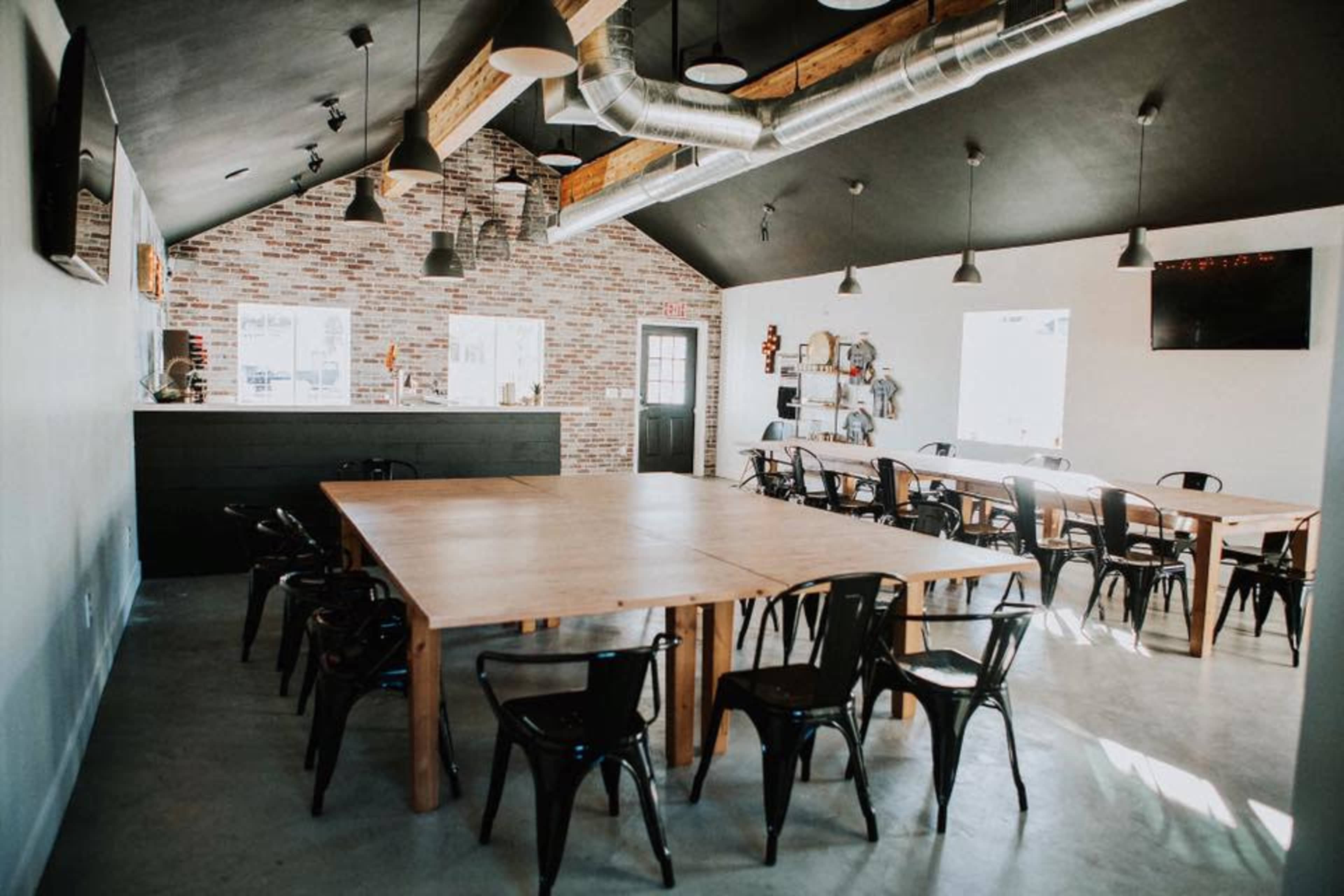 Modern, trendy event studio in Gilbert Image in Lacy, Gilbert, AZ