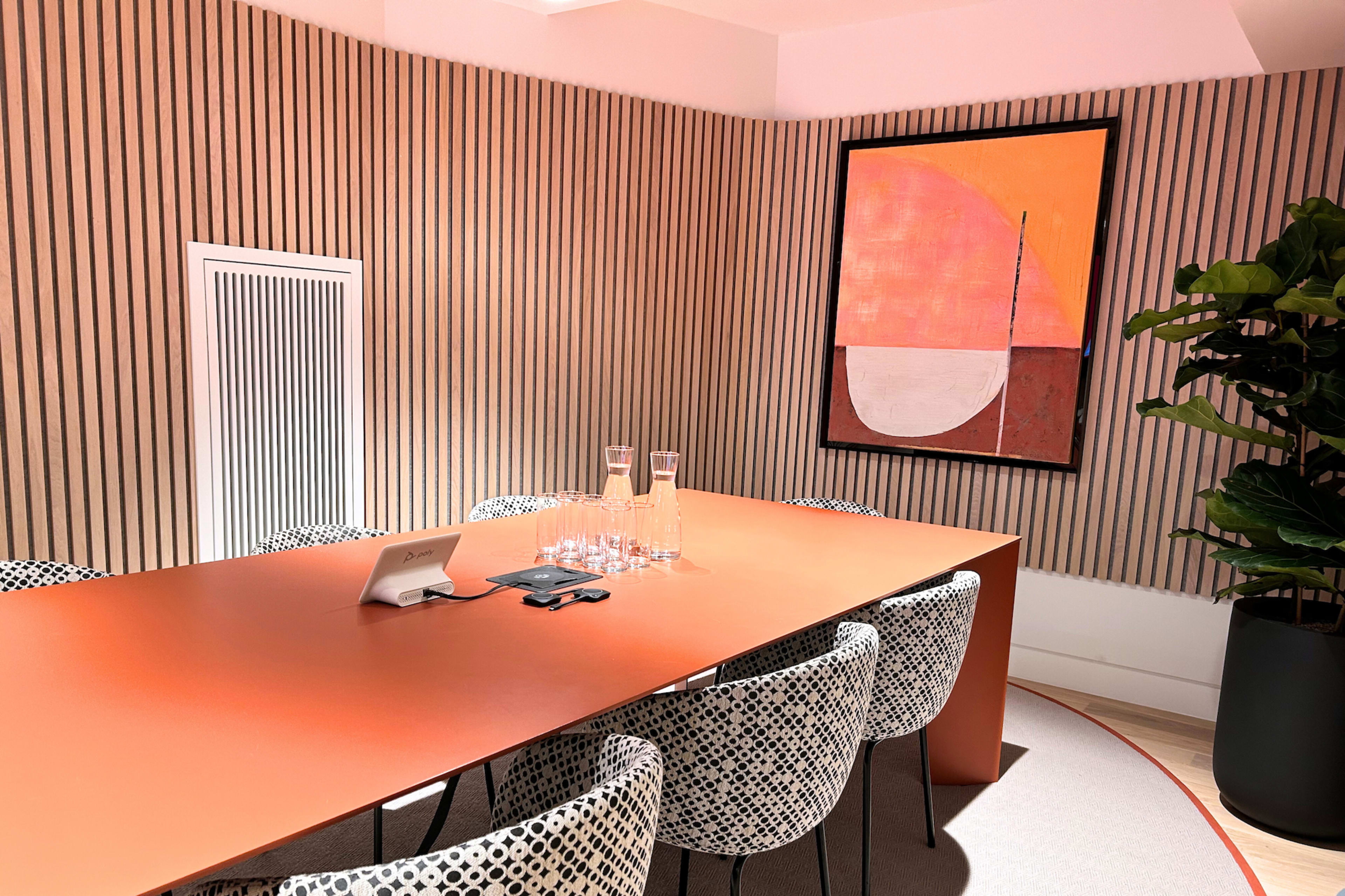 Modern Boardroom Space Image in Holborn, London, ENG