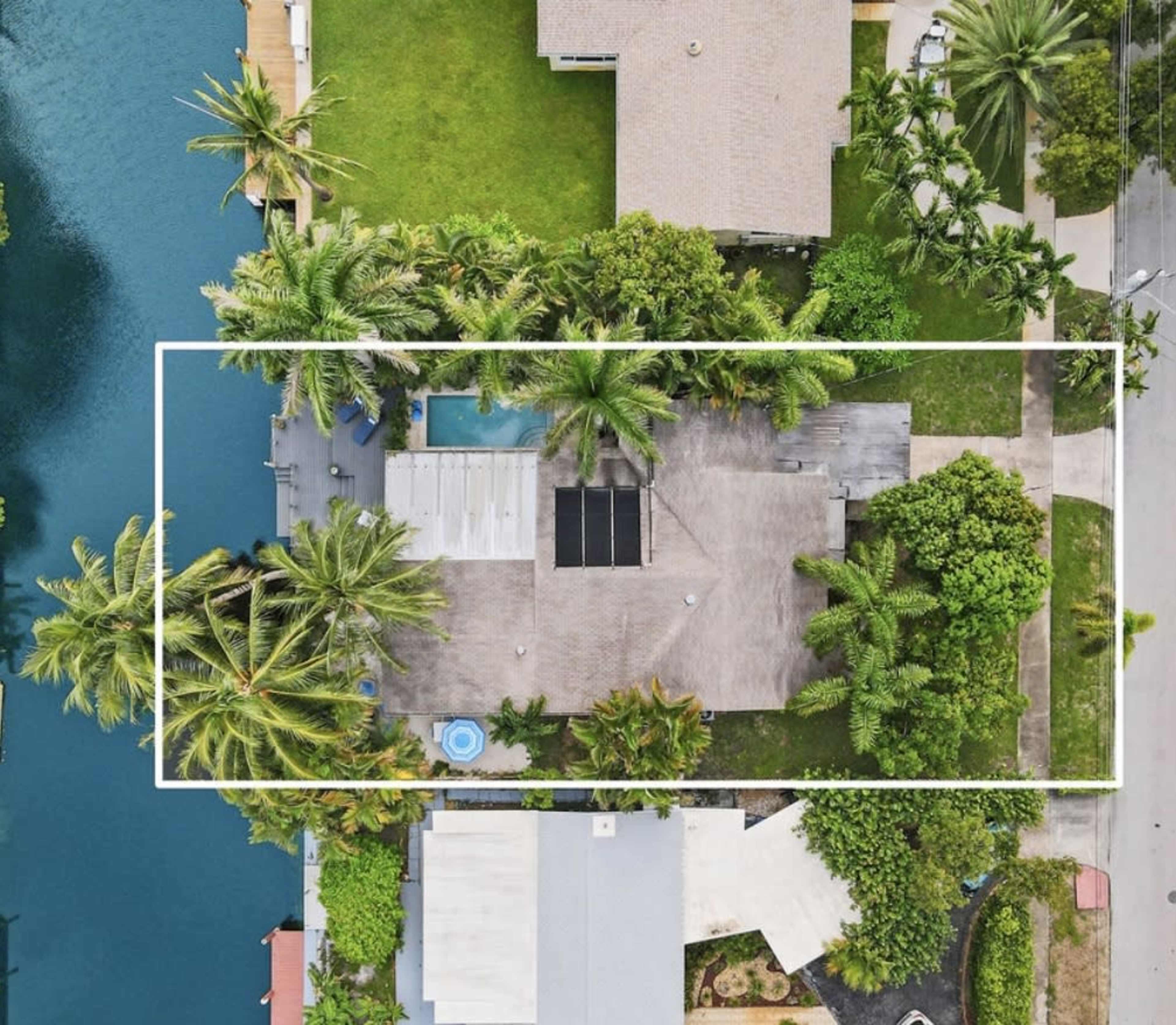 Waterfront Boho Luxury Beach House Image in North Central, Hollywood, FL