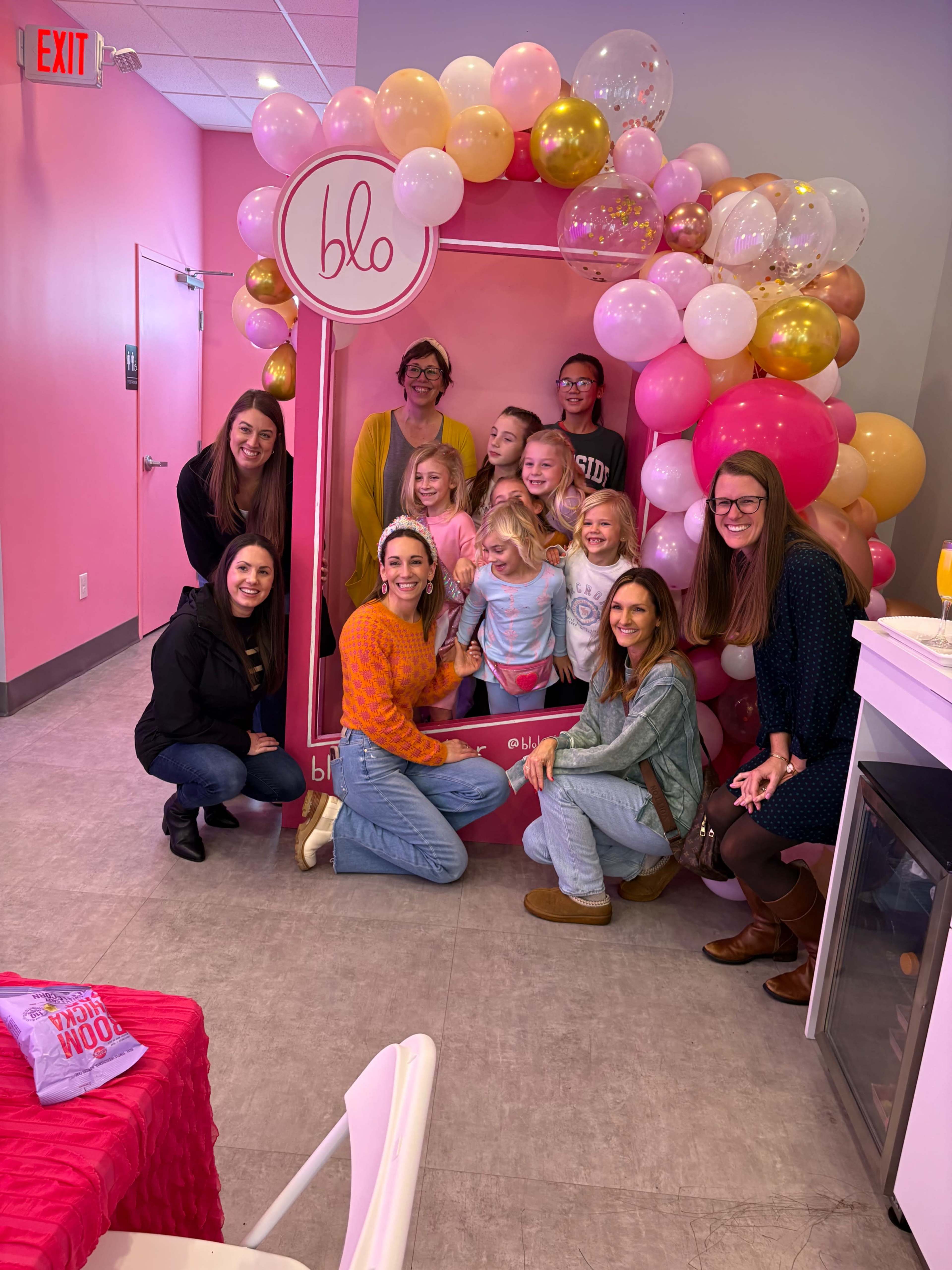 Chic Urban Beauty Studio with Modern Glam Vibes – Perfect for Events & Photoshoots Image in Orange Township, Lewis Center, OH