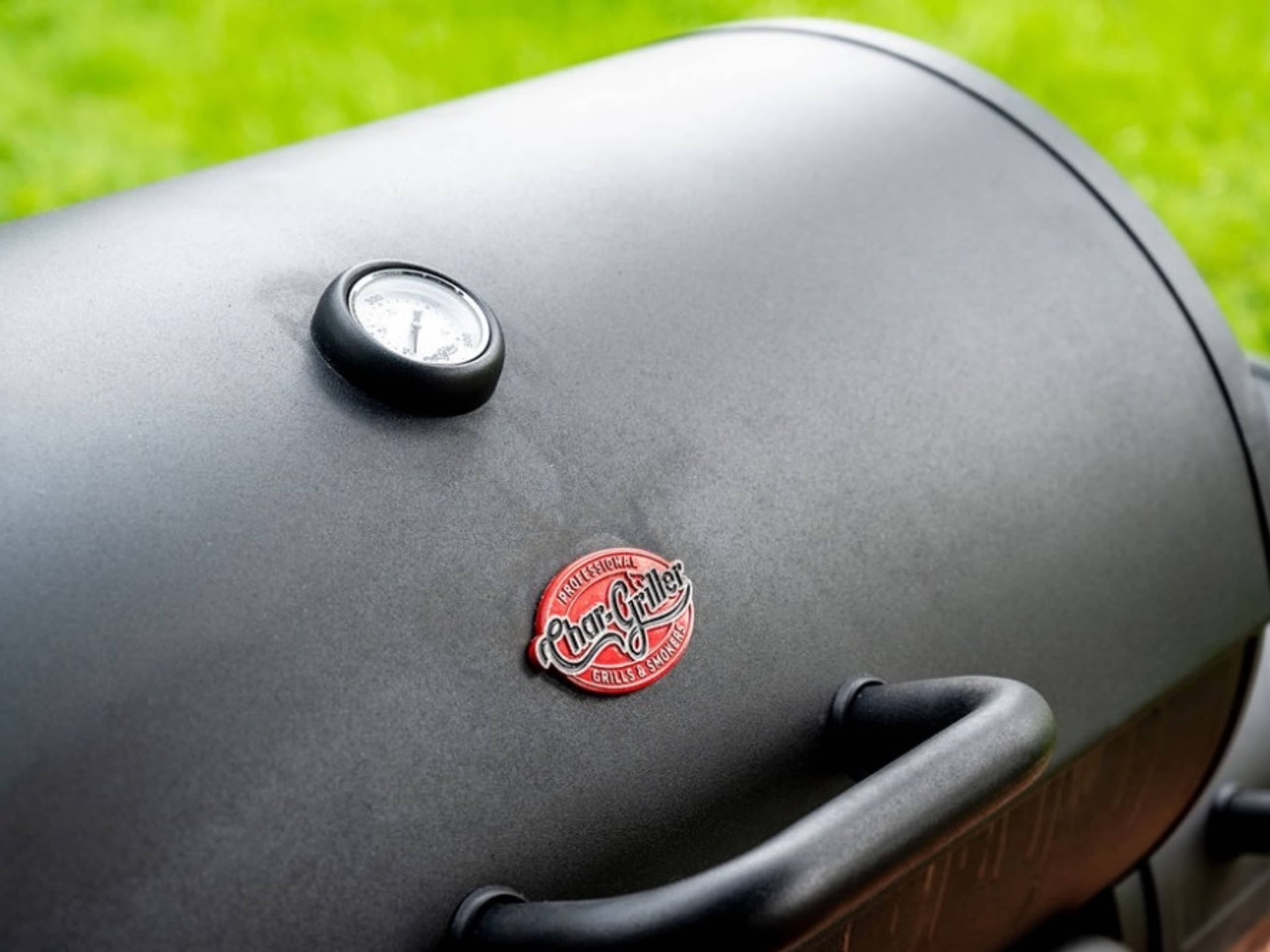 Grill and Smoker