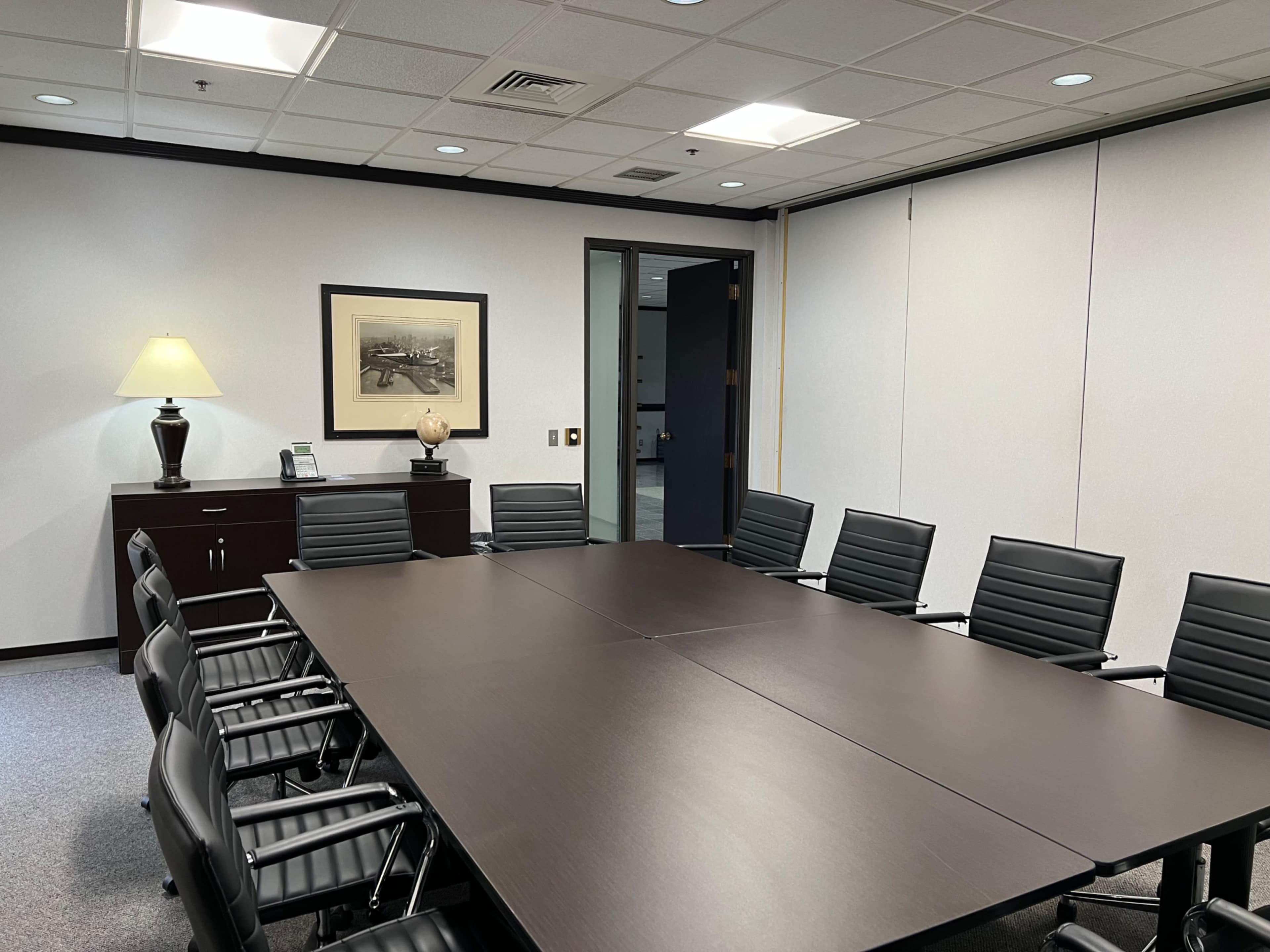 Private Meeting Space in Southfield - 12 Persons - TV Image in Southfield, Southfield, MI