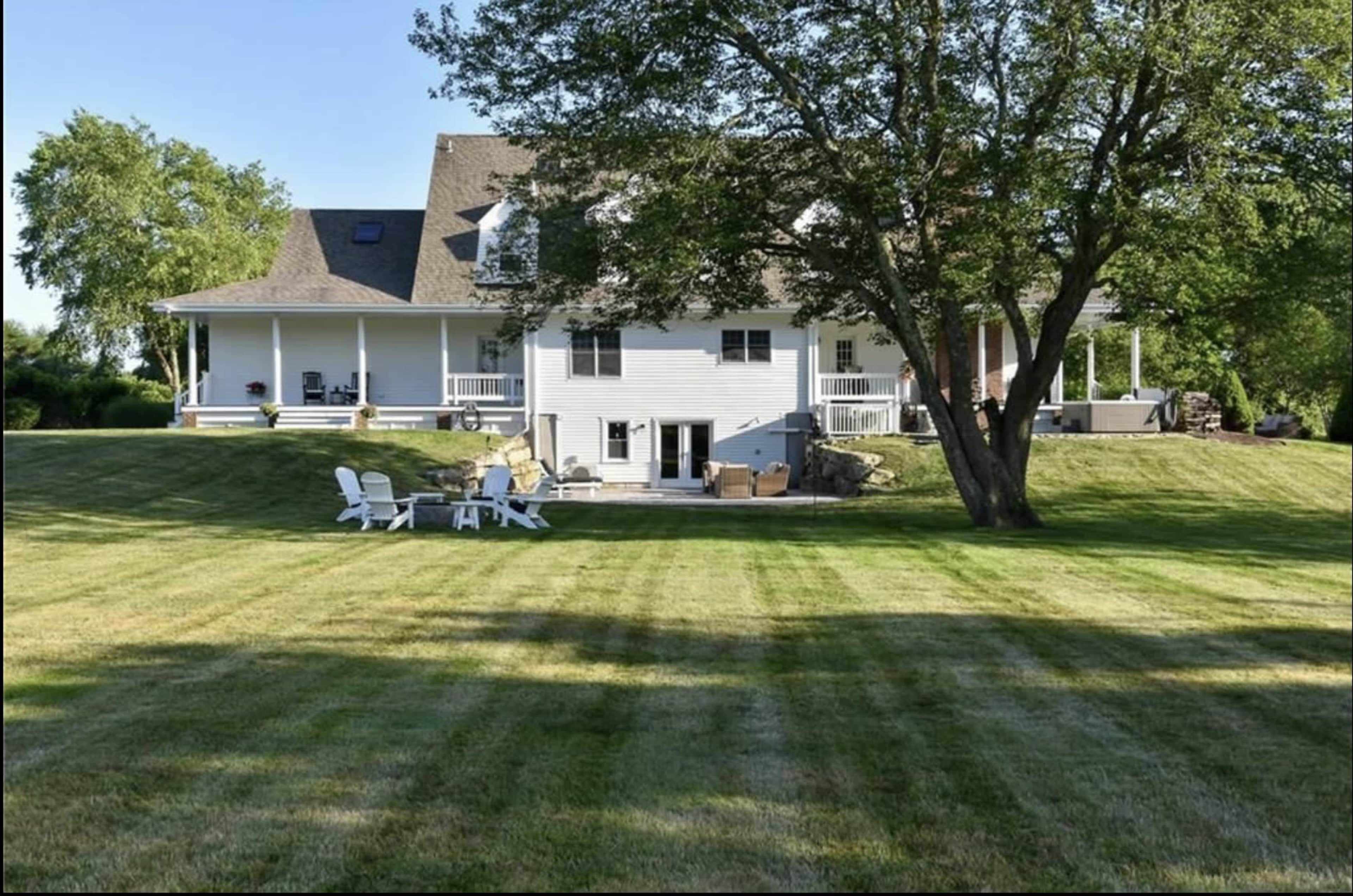 Modern Cape on 2 acres near the beach Image in Narragansett, Narragansett, RI