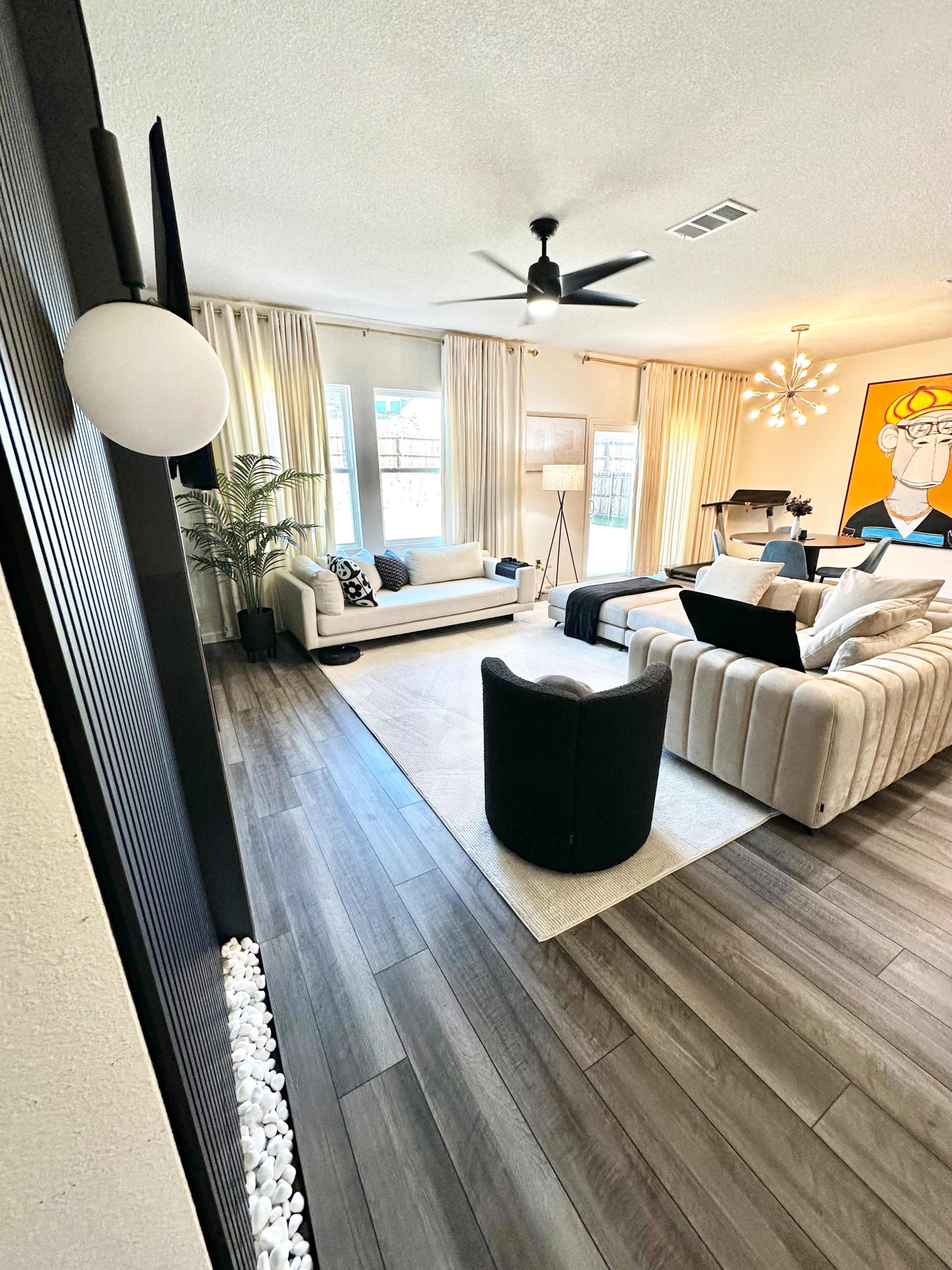 Charming, luxury upscale home for 12 in Glennheights. Image in Glenn Heights, Glennheights, TX