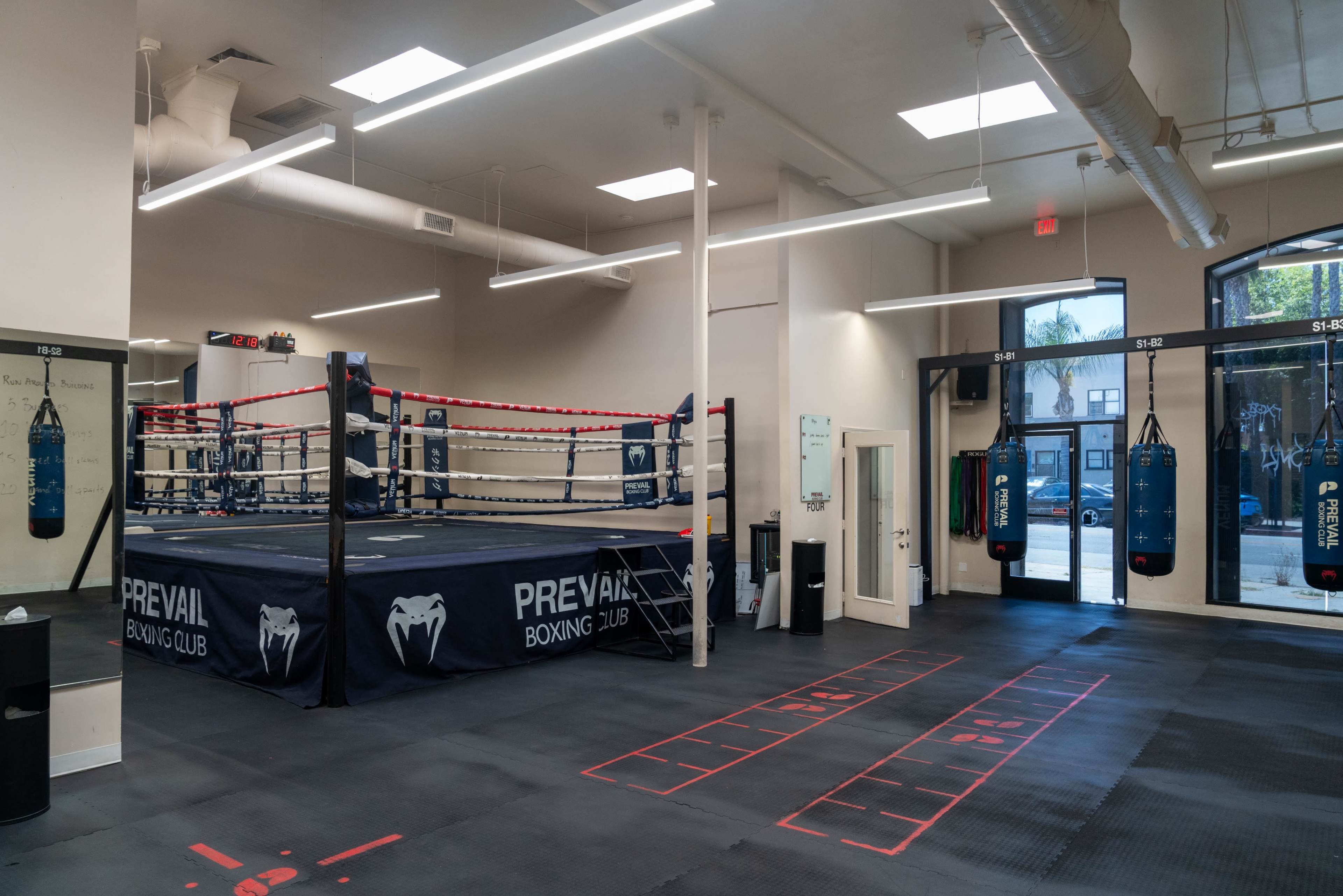 BOXING STUDIO NEAR THE GROVE Image in Central LA, Los Angeles, CA