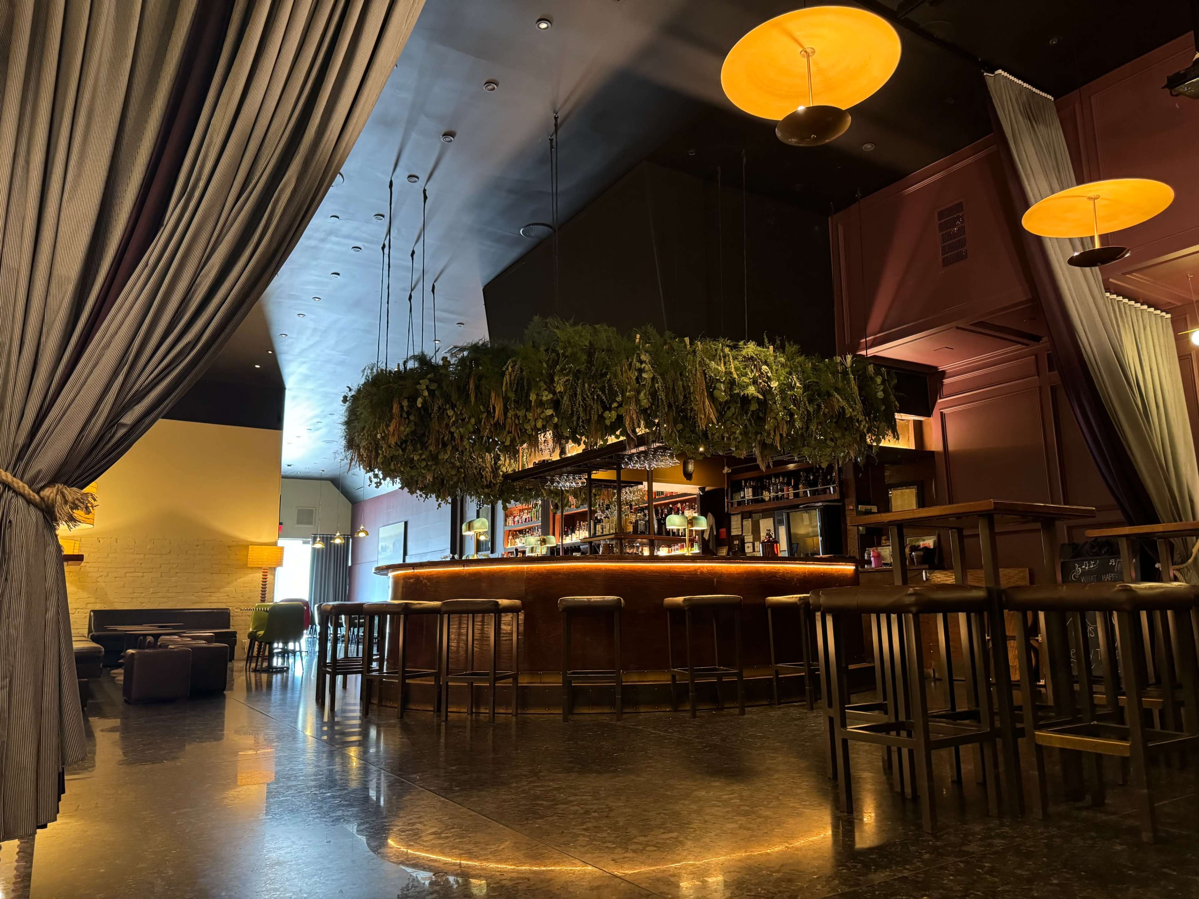 Cozy & inviting bar located in Downtown Glendale. Image in Downtown, Gendale, CA