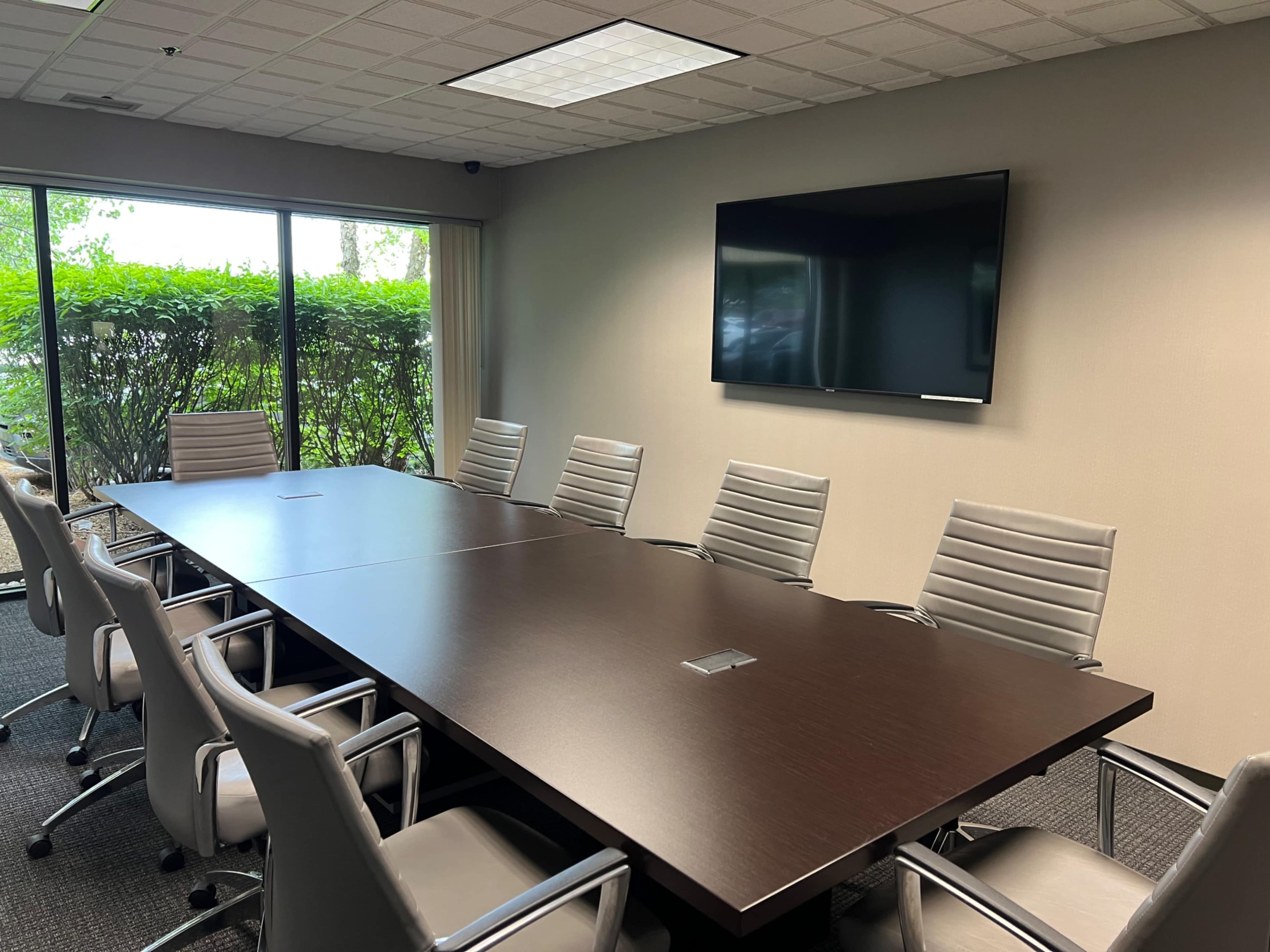 Bright - Luxurious Conference Room - 10 People Image in Livonia, Livonia, MI